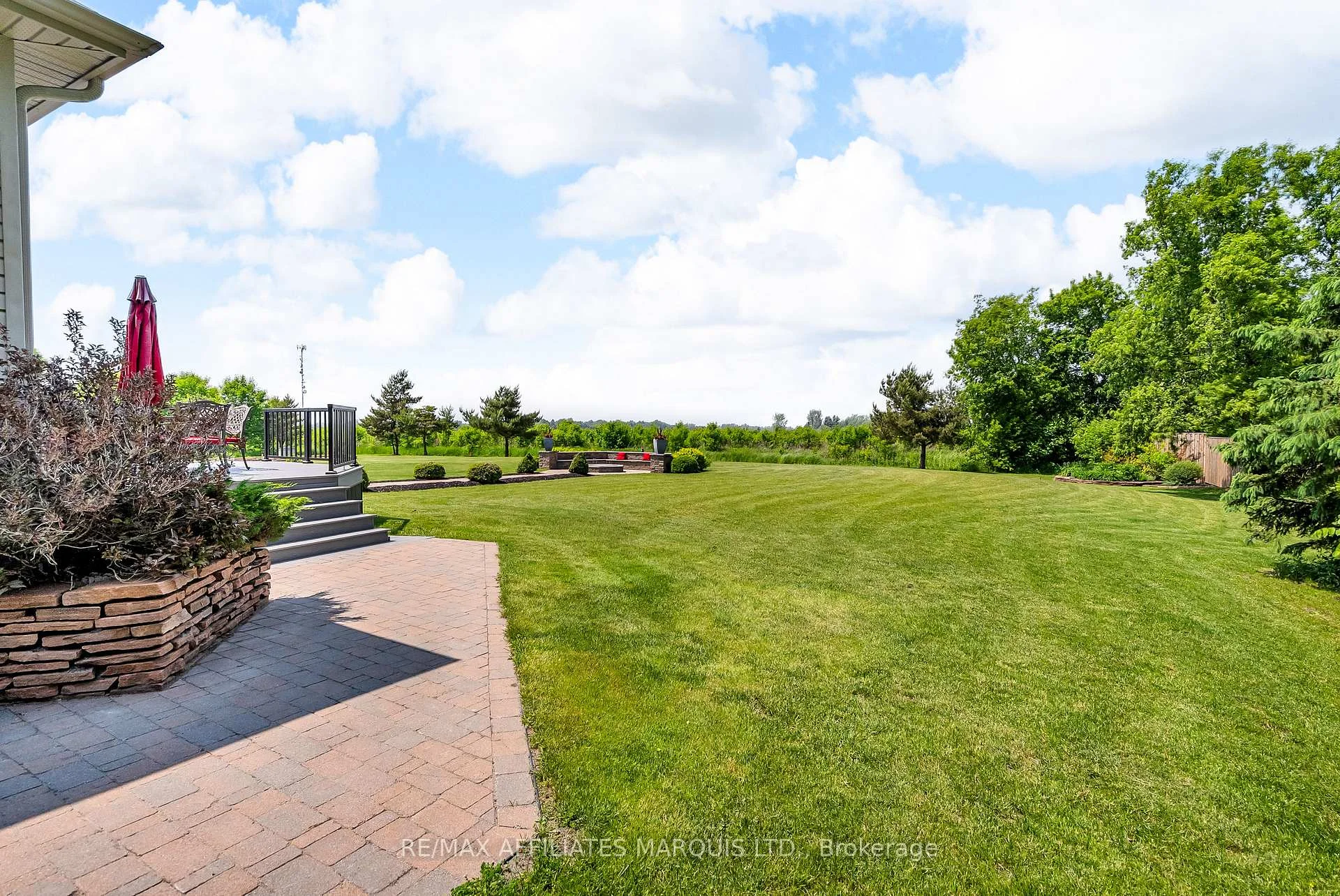 Photo 14 of 17623 Sandringham Road, North Stormont, North Stormont (Roxborough) Twp — HOMEH