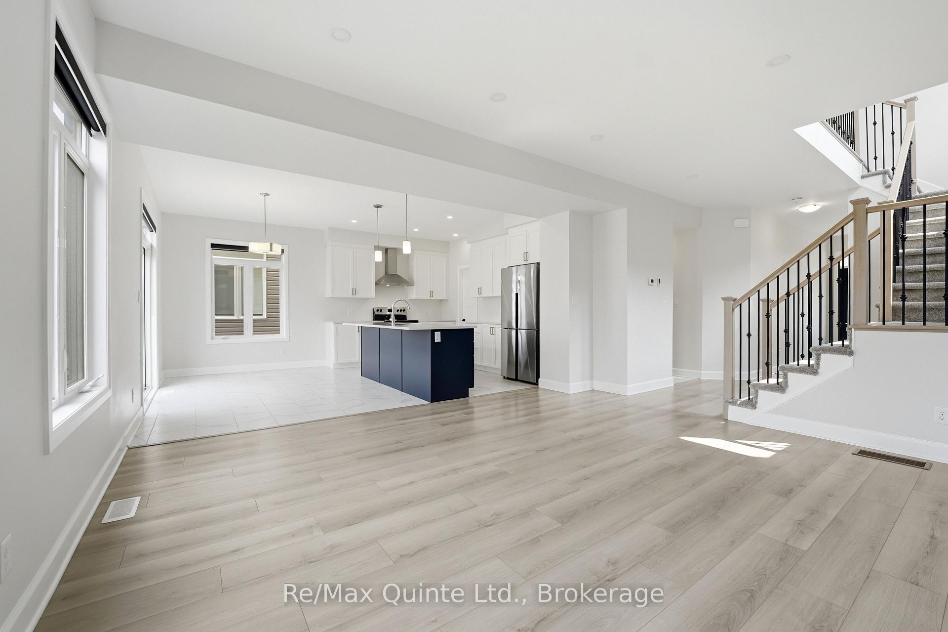 Photo 17 of 1418 Tulip Drive, Kingston, City Northwest — HOMEH