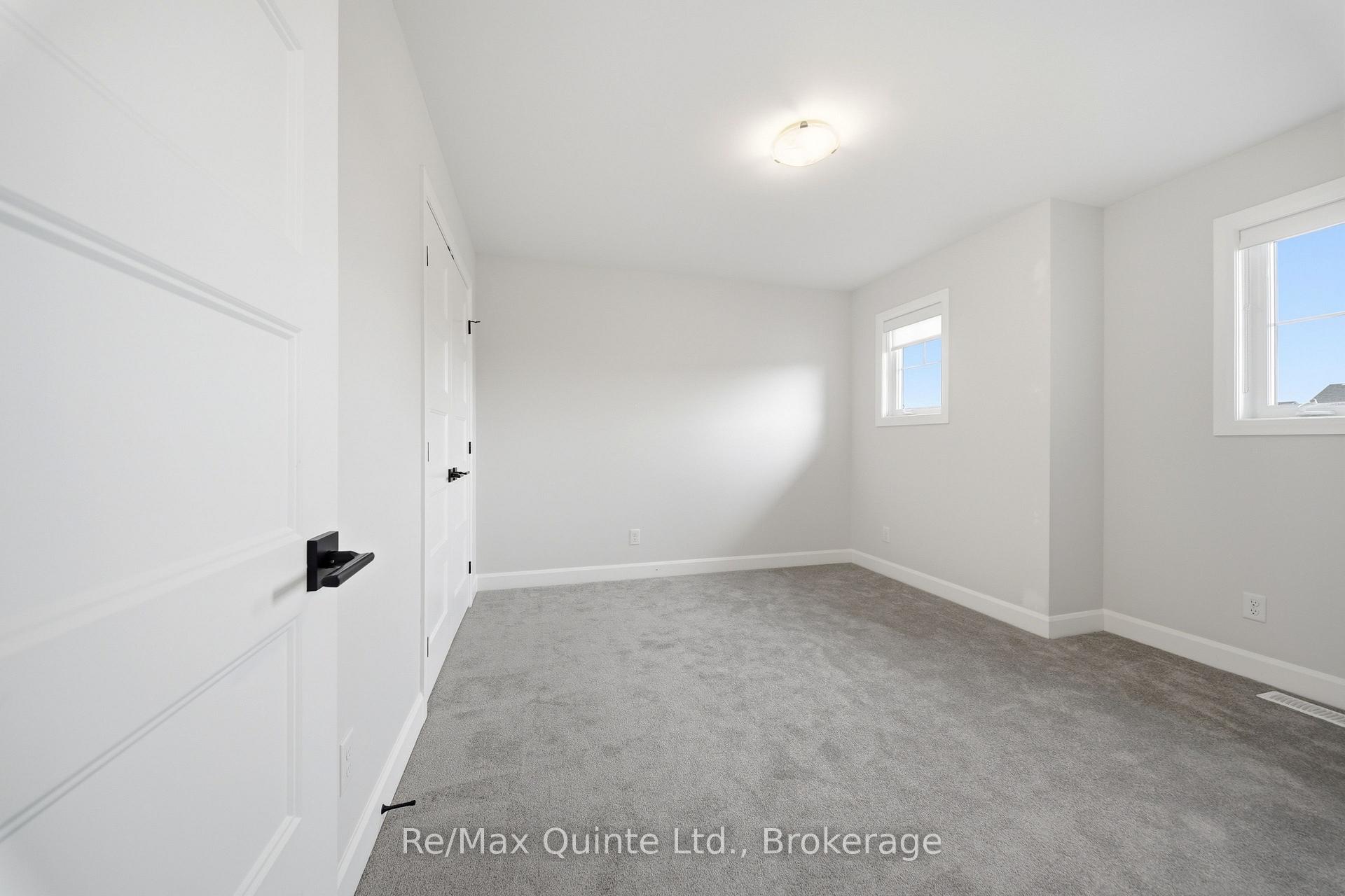 Photo 23 of 1418 Tulip Drive, Kingston, City Northwest — HOMEH