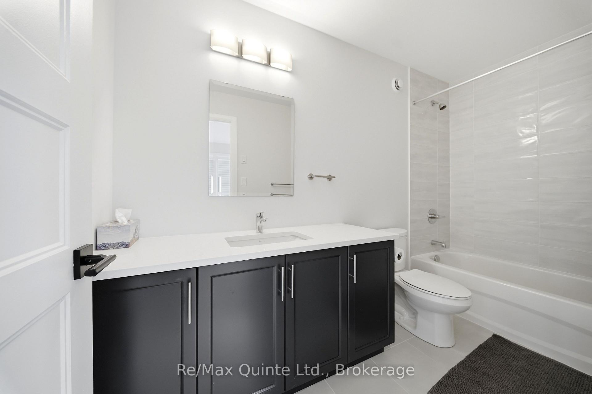 Photo 25 of 1418 Tulip Drive, Kingston, City Northwest — HOMEH