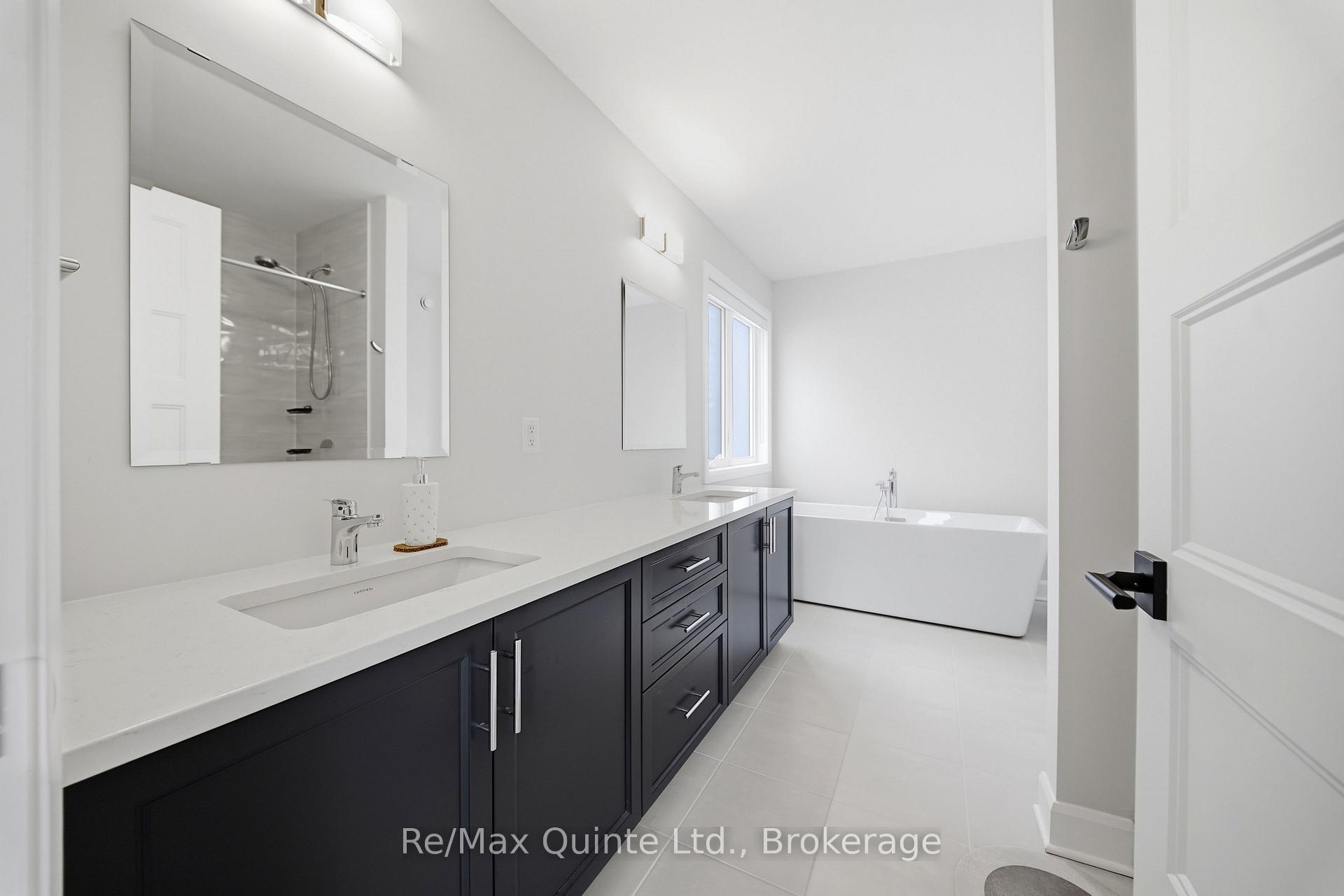 Photo 33 of 1418 Tulip Drive, Kingston, City Northwest — HOMEH
