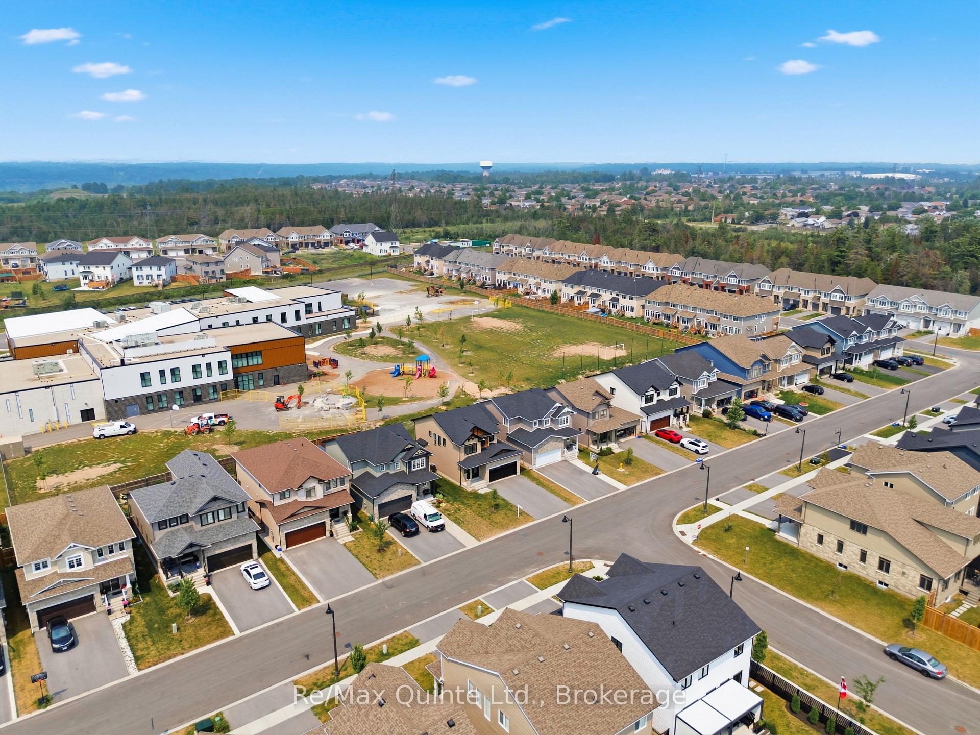 Photo 43 of 1418 Tulip Drive, Kingston, City Northwest — HOMEH
