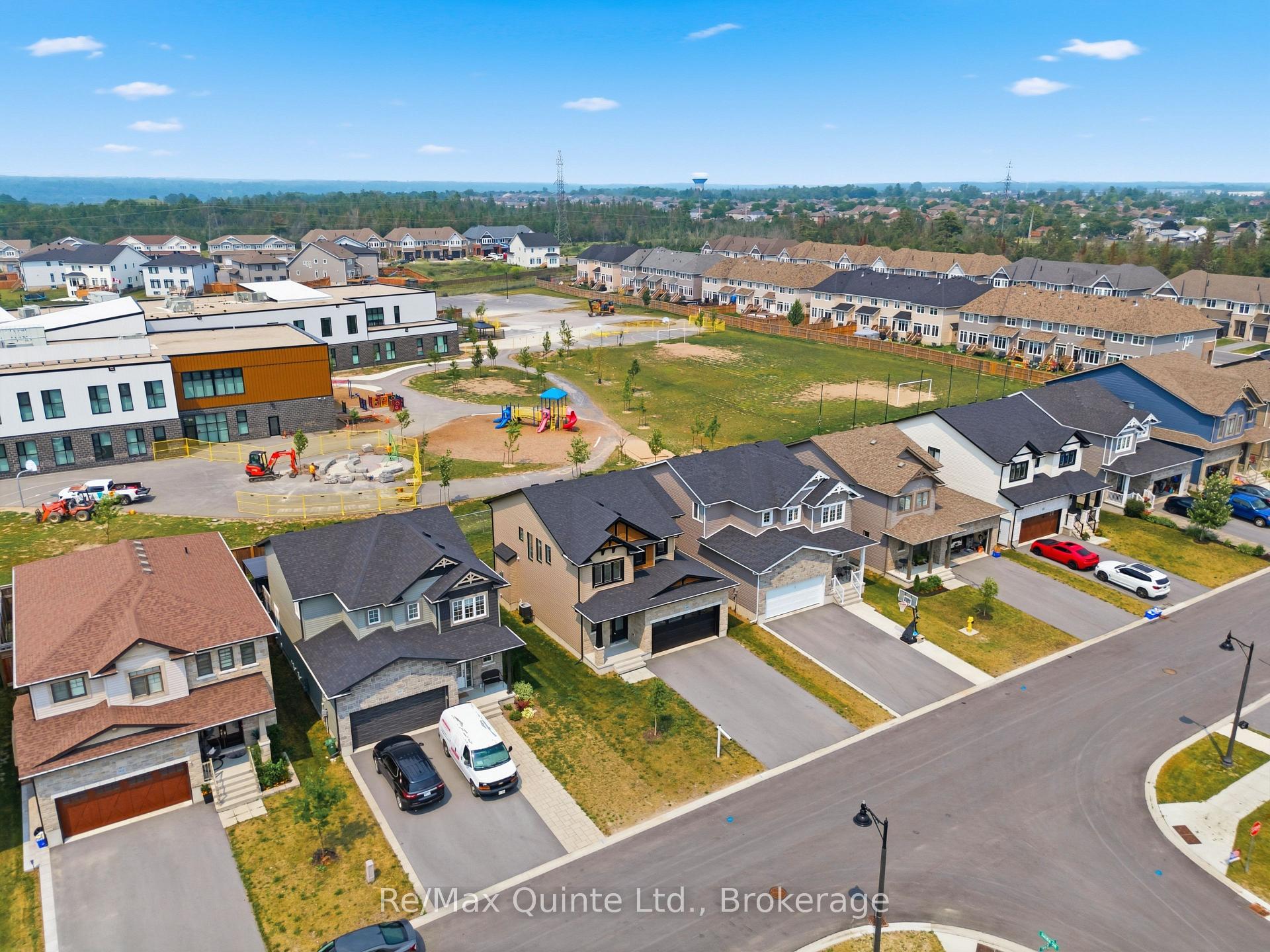 Photo 44 of 1418 Tulip Drive, Kingston, City Northwest — HOMEH