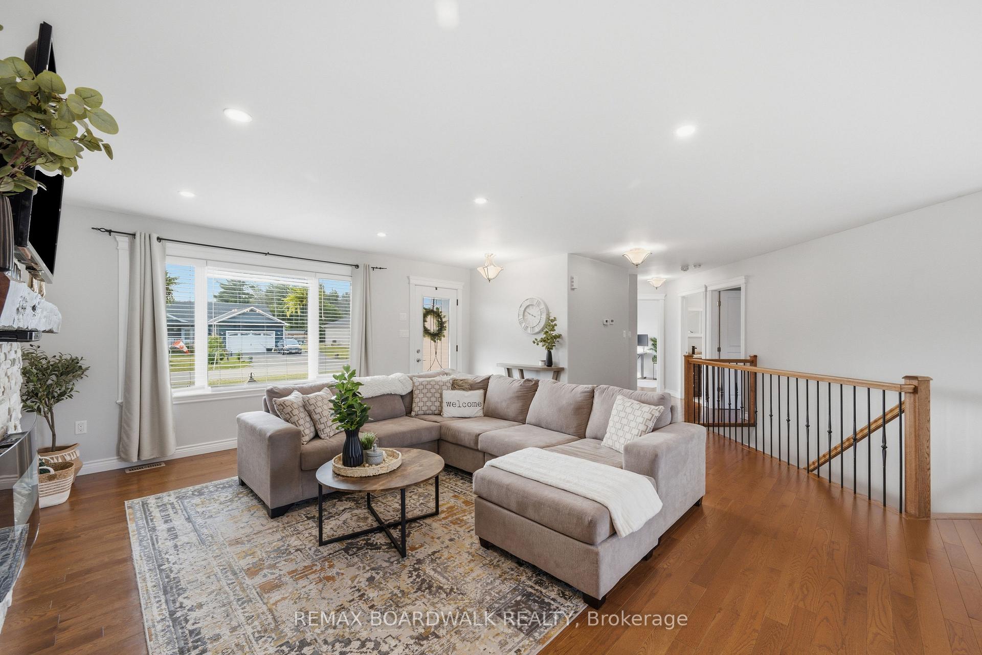 Photo 20 of 17 Albert Street, Edwardsburgh/Cardinal, Edwardsburgh/Cardinal Twp — HOMEH