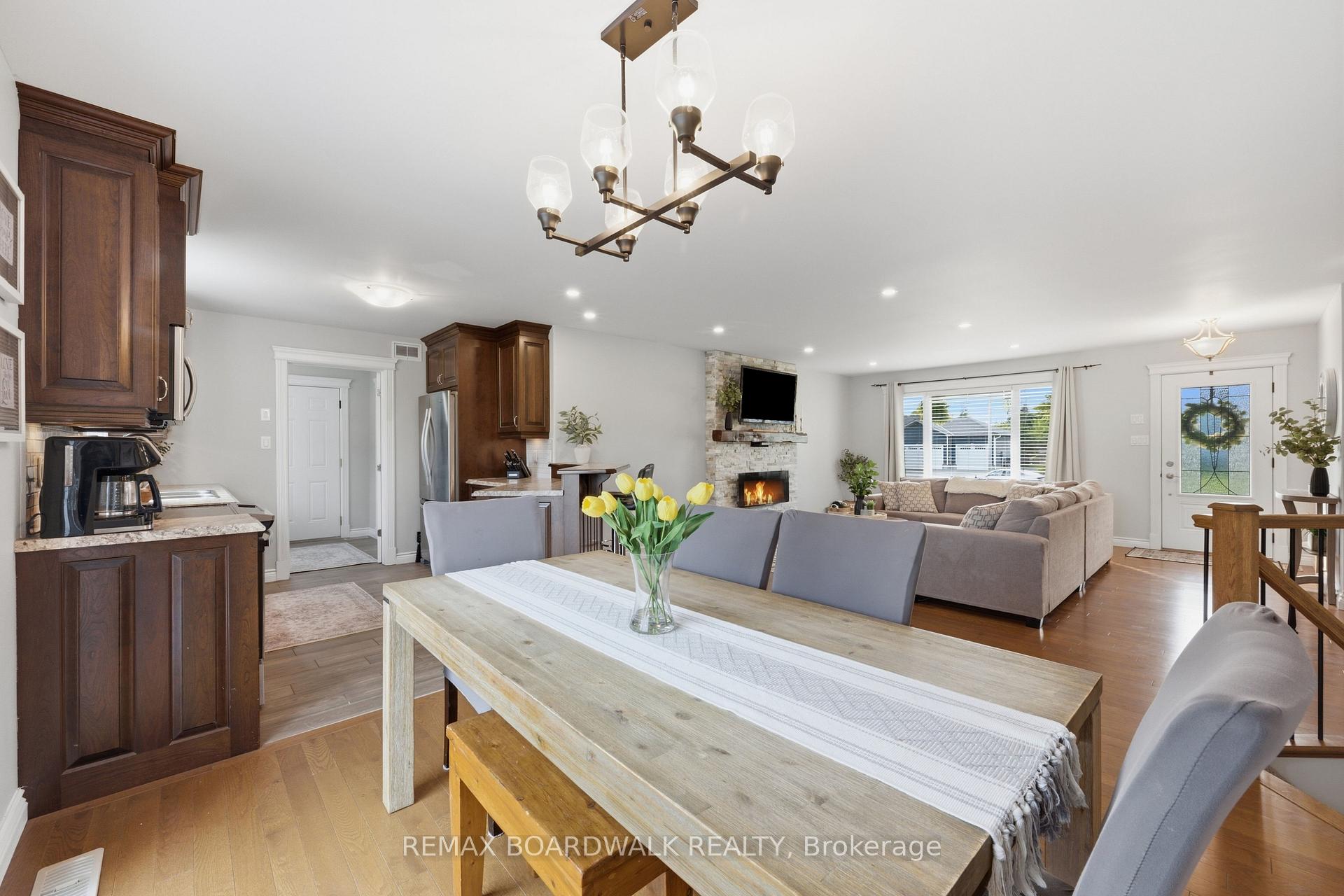 Photo 26 of 17 Albert Street, Edwardsburgh/Cardinal, Edwardsburgh/Cardinal Twp — HOMEH