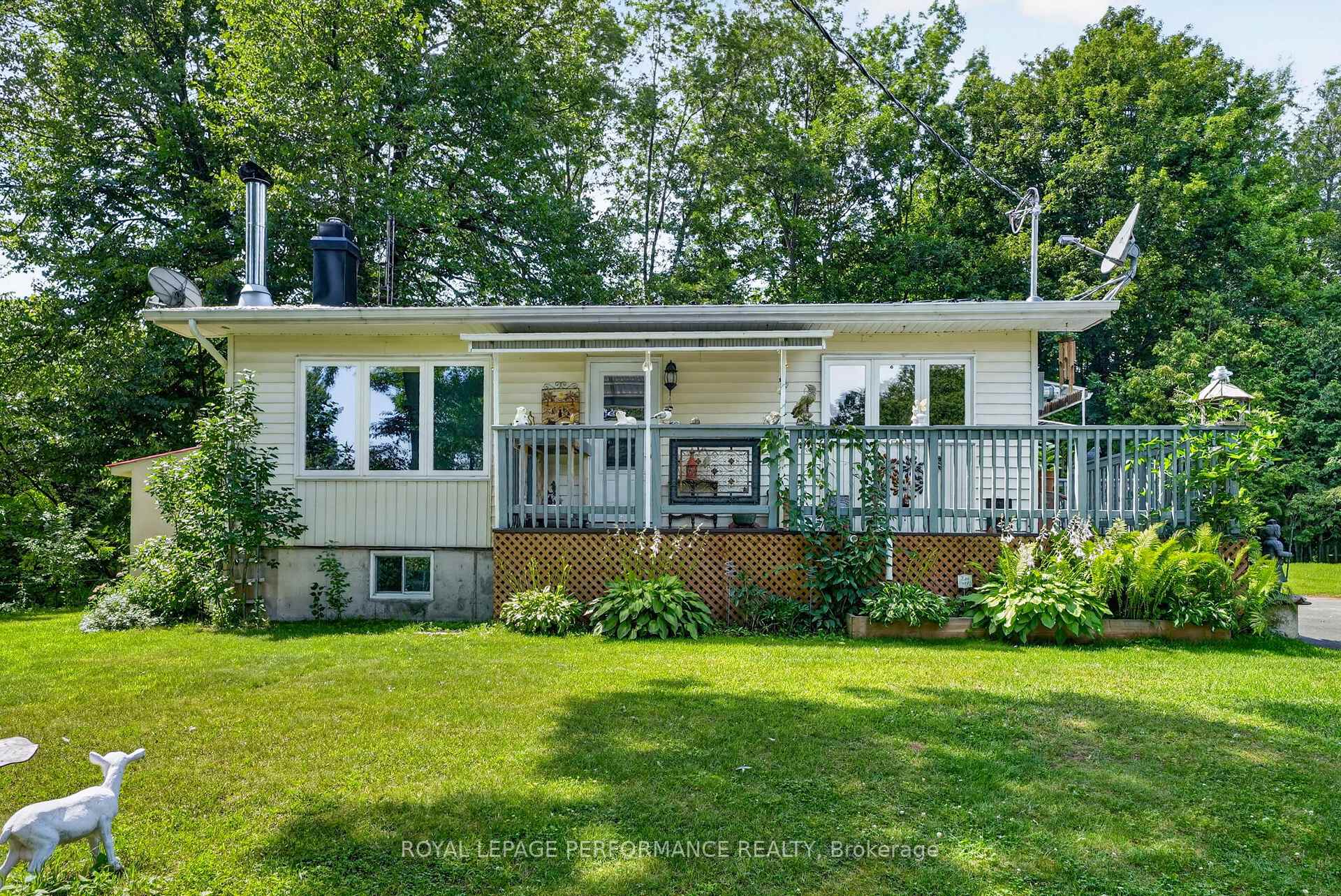 Photo 2 of 22197 Parkhill Circle, South Glengarry, South Glengarry (Lancaster) Twp — HOMEH