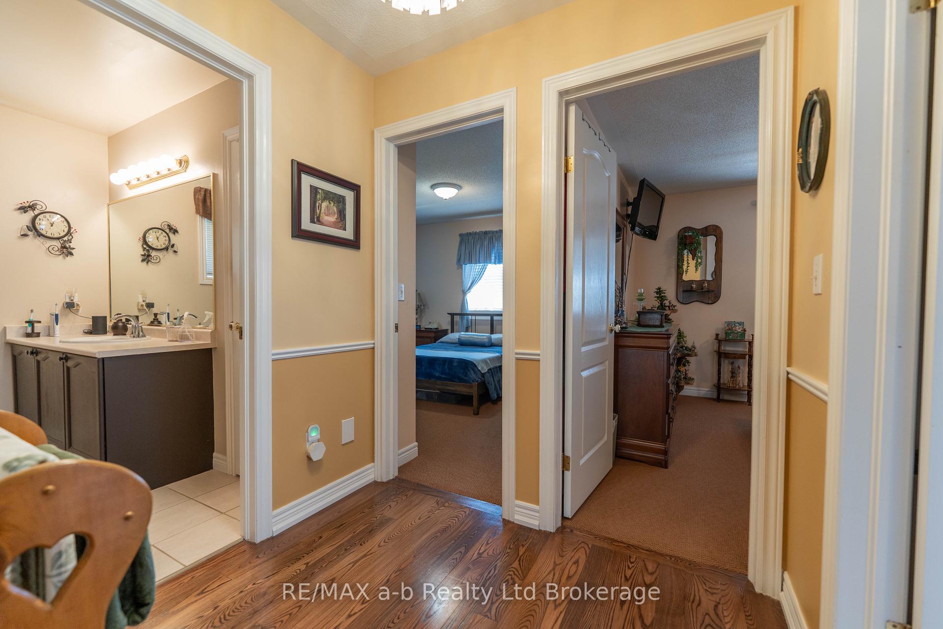 Photo 23 of 10 Peach Street, Tillsonburg — HOMEH