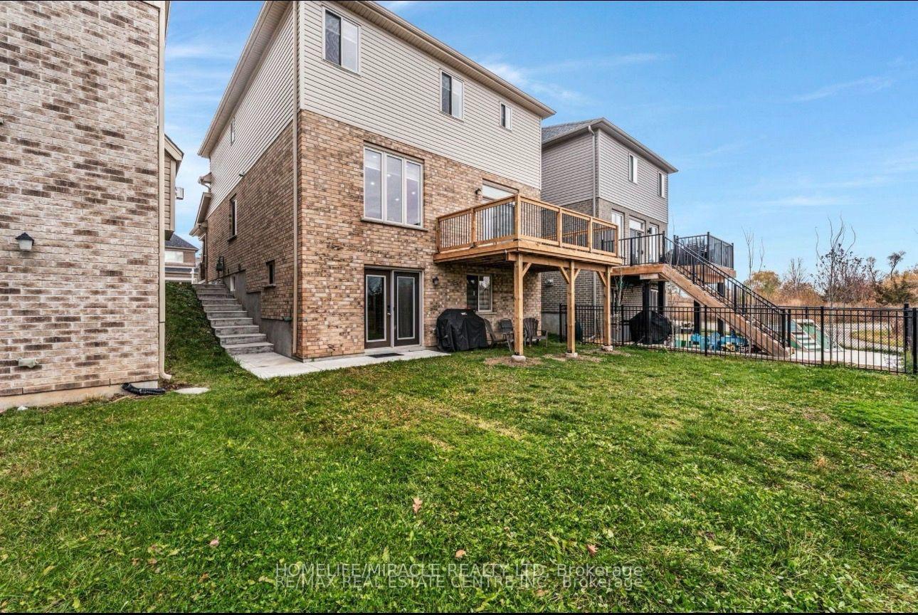 Photo 16 of 121 Steeplechase Way, Waterloo, Kiwanis Park — HOMEH