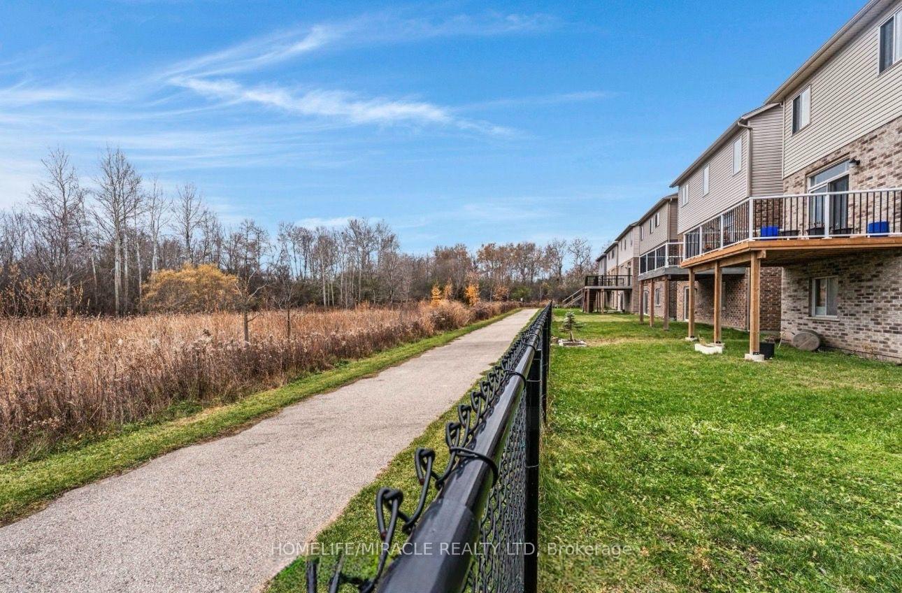 Photo 18 of 121 Steeplechase Way, Waterloo, Kiwanis Park — HOMEH