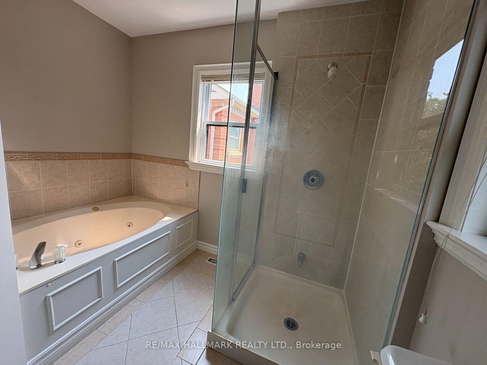 Photo 15 of 34 Theobalds Circle, Richmond Hill, Mill Pond — HOMEH