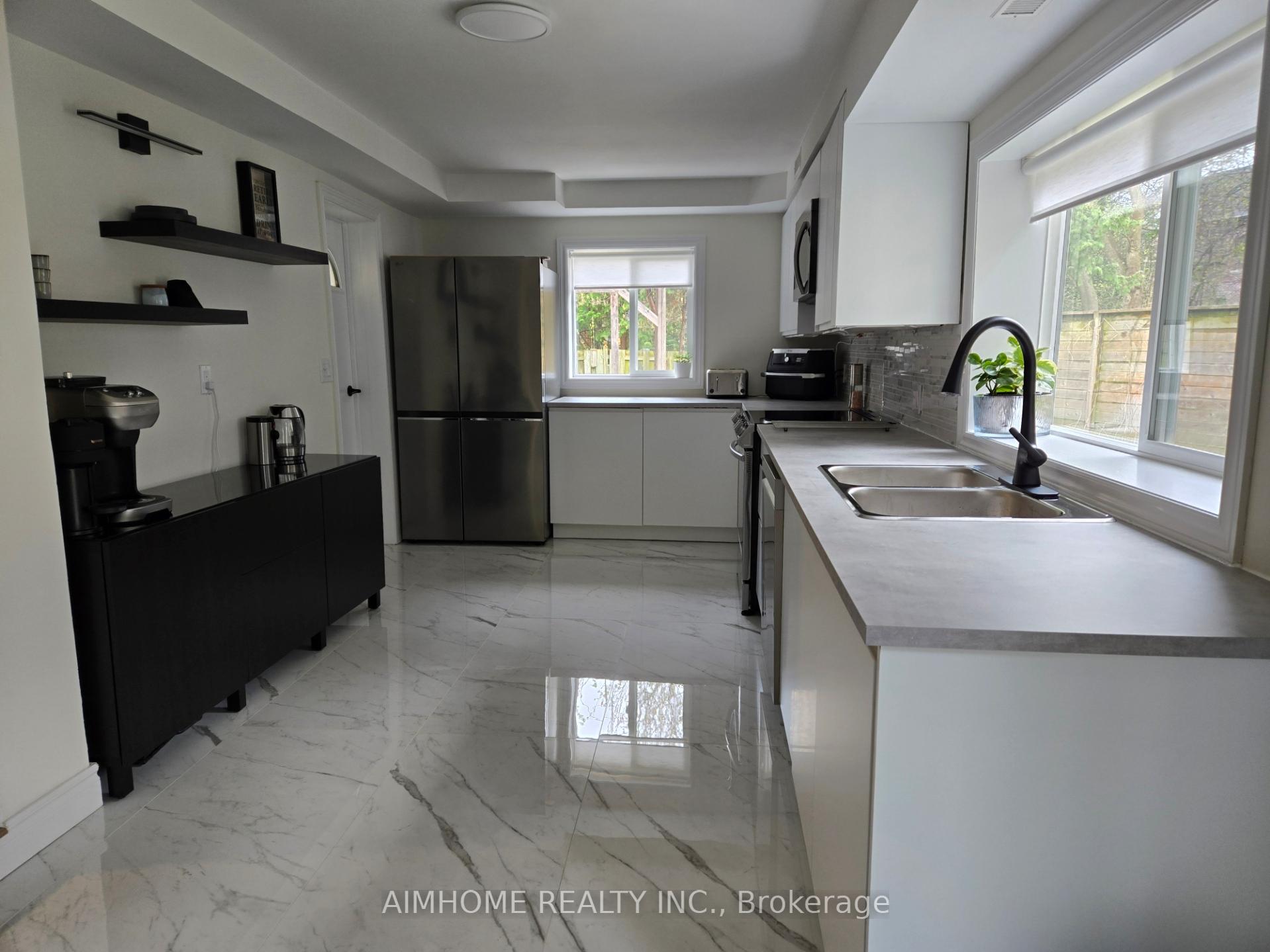 Photo 5 of 77 Sunset Beach Road, Richmond Hill, Oak Ridges Lake Wilcox — HOMEH