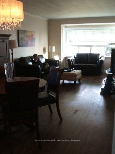 Photo 4 of Unit Main floor, 126 Silverhill Drive, Etobicoke, Islington-City Centre West — HOMEH