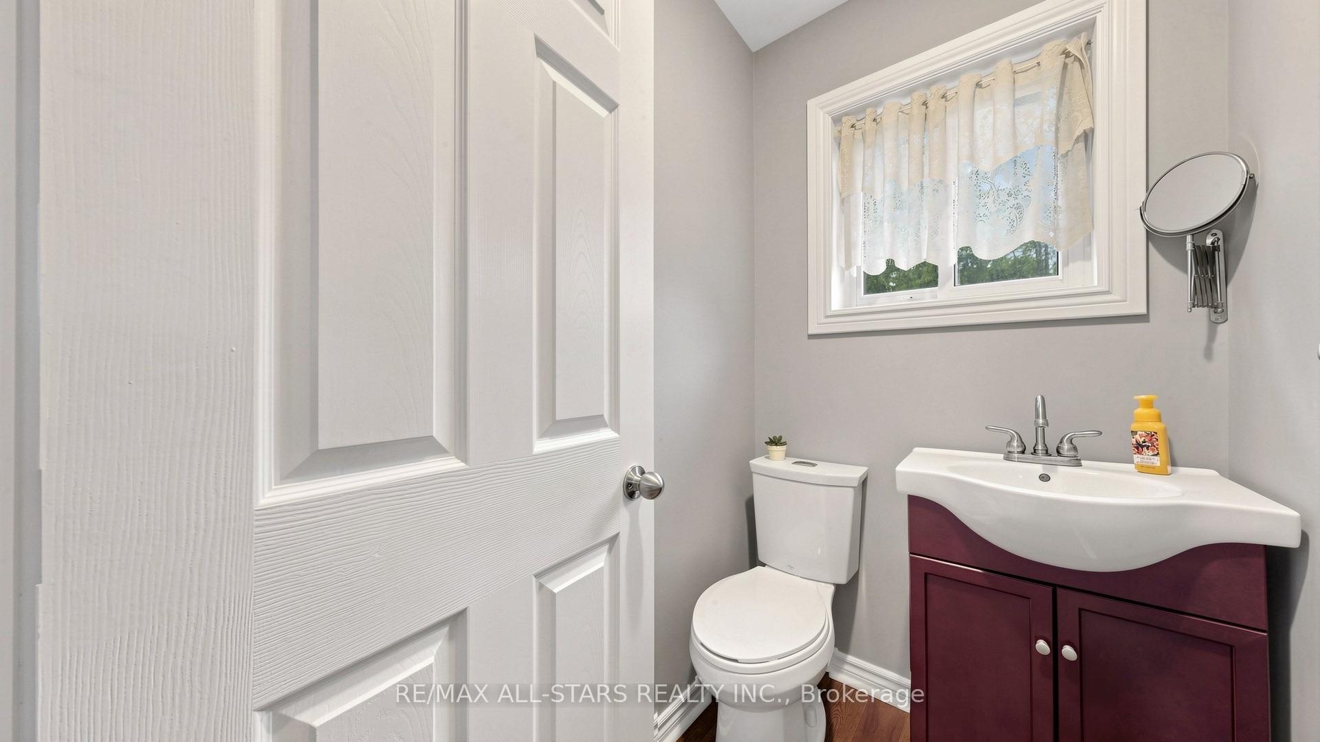 Photo 29 of 28 Florence Drive, Georgina, Pefferlaw — HOMEH
