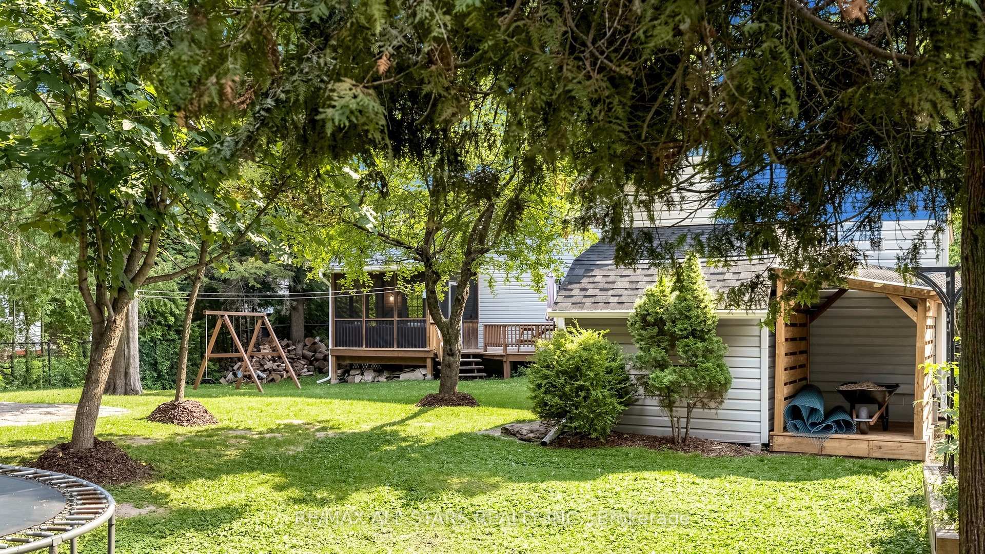 Photo 45 of 28 Florence Drive, Georgina, Pefferlaw — HOMEH