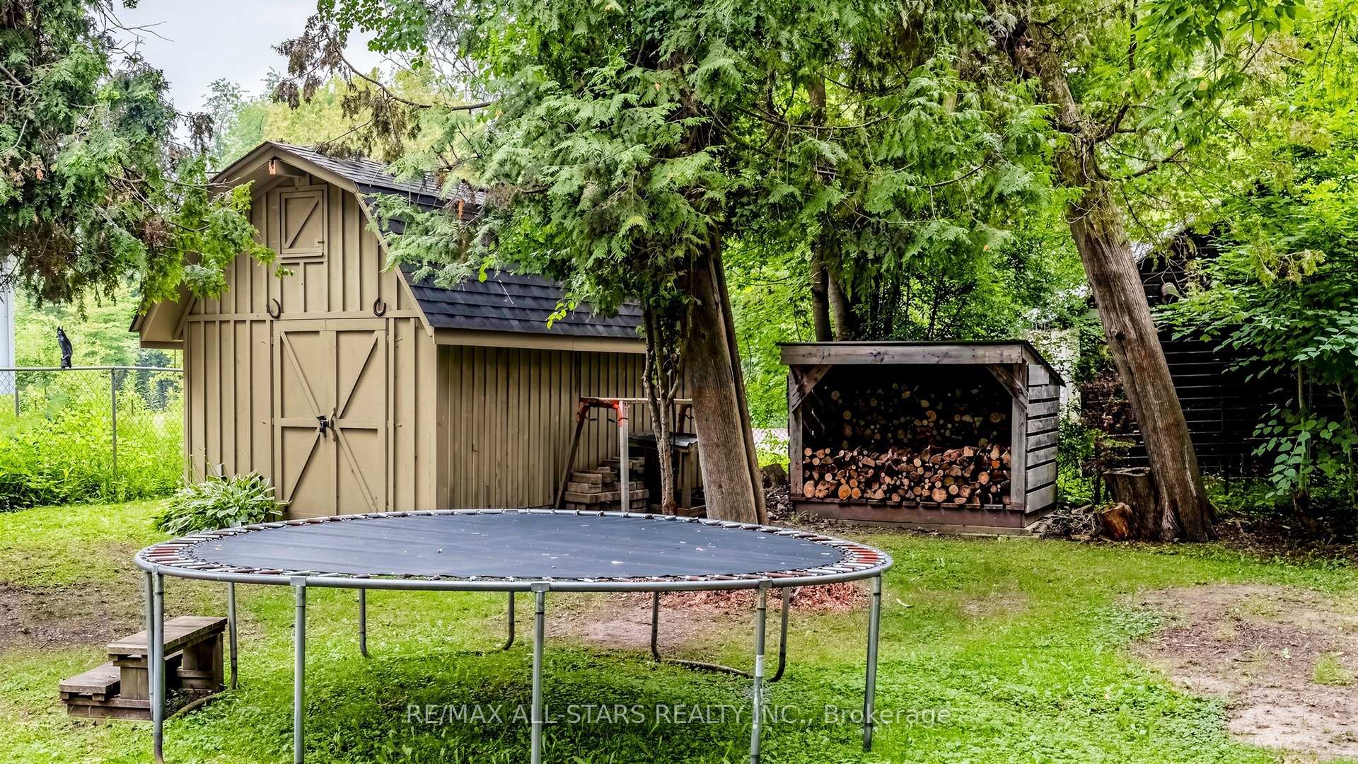 Photo 47 of 28 Florence Drive, Georgina, Pefferlaw — HOMEH