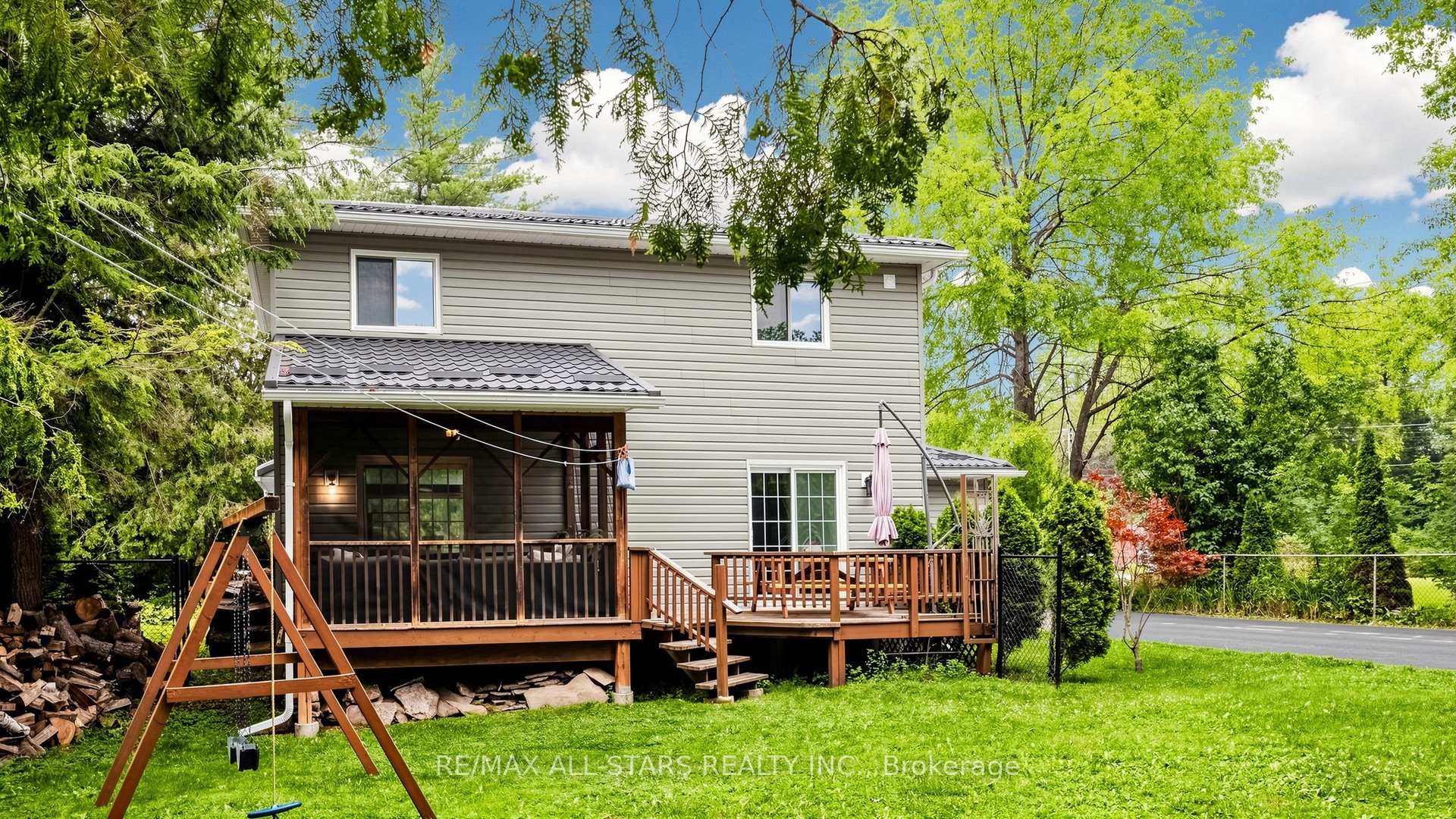 Photo 48 of 28 Florence Drive, Georgina, Pefferlaw — HOMEH