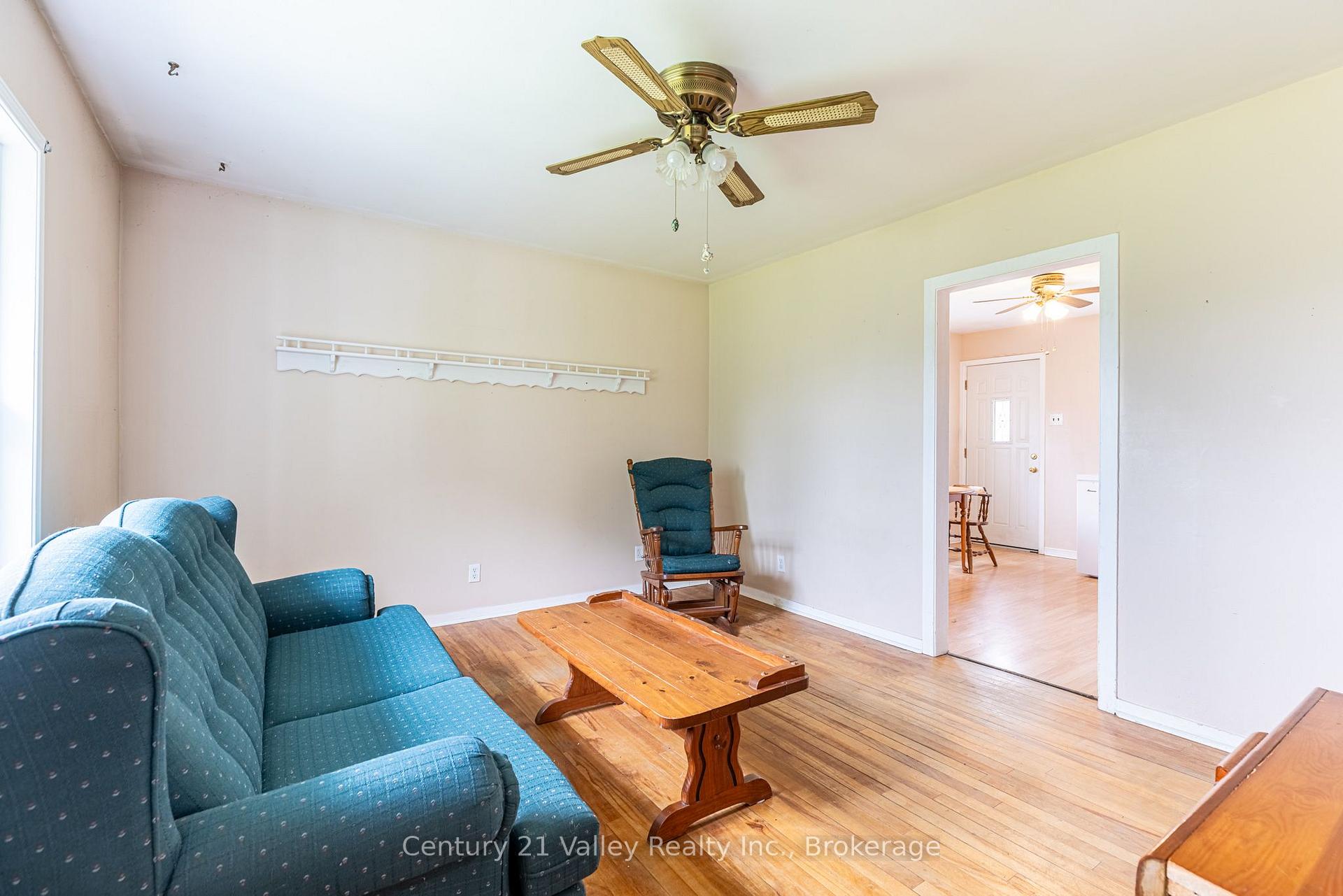 Photo 14 of 34 Sebastopol Drive, Bonnechere Valley, Eganville/Bonnechere Twp — HOMEH