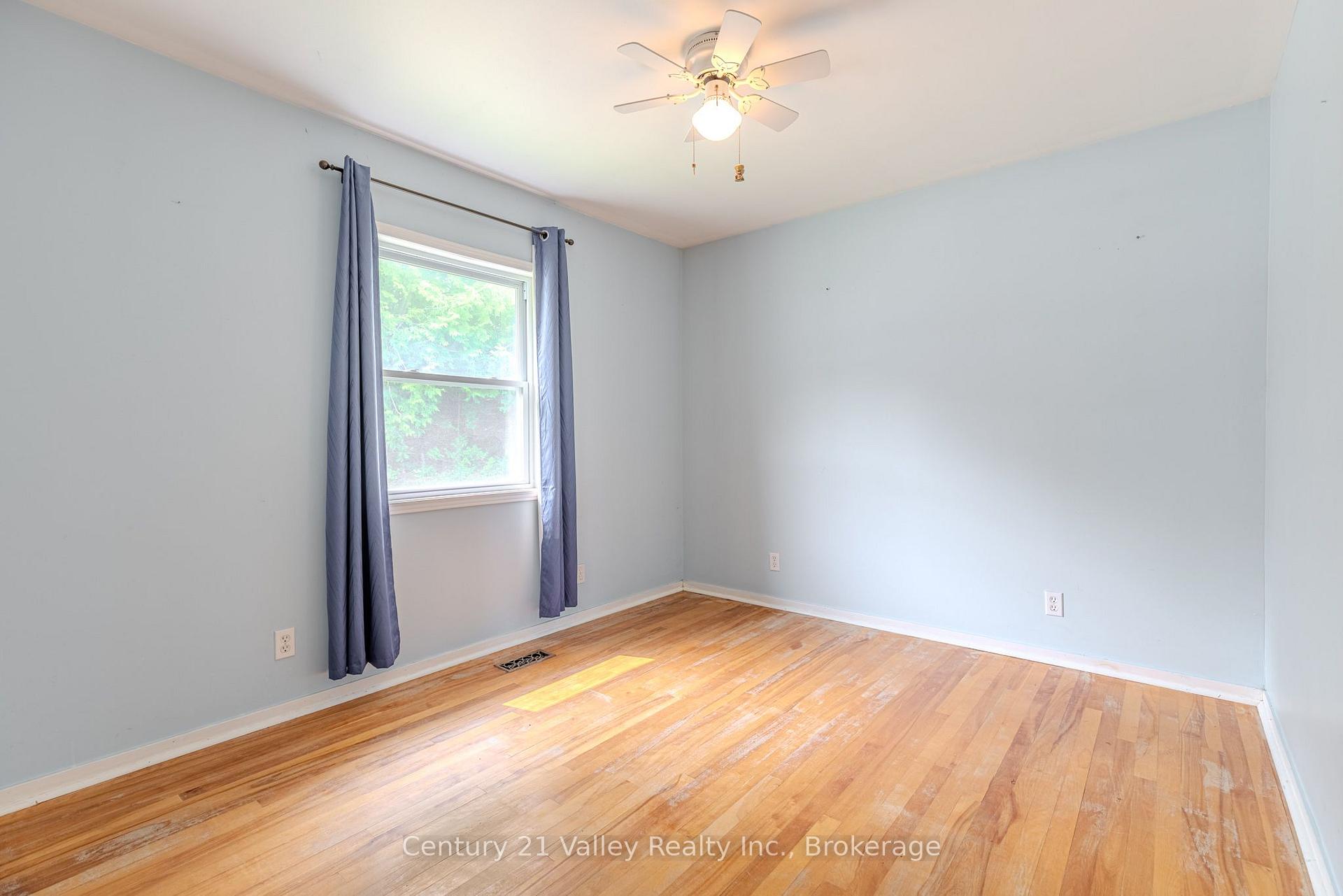 Photo 19 of 34 Sebastopol Drive, Bonnechere Valley, Eganville/Bonnechere Twp — HOMEH