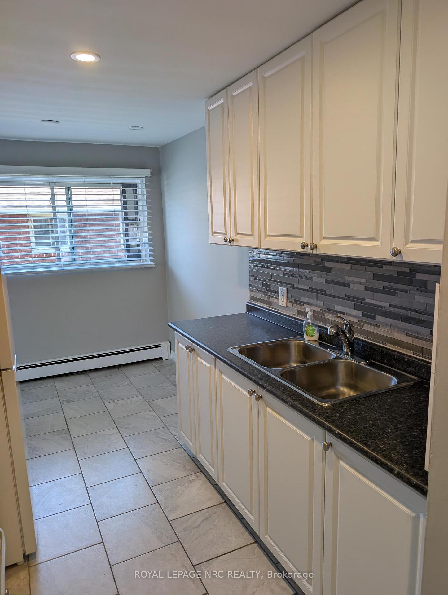 Photo 5 of Unit 3, 15 Bolton Avenue, Thorold, Thorold Downtown — HOMEH