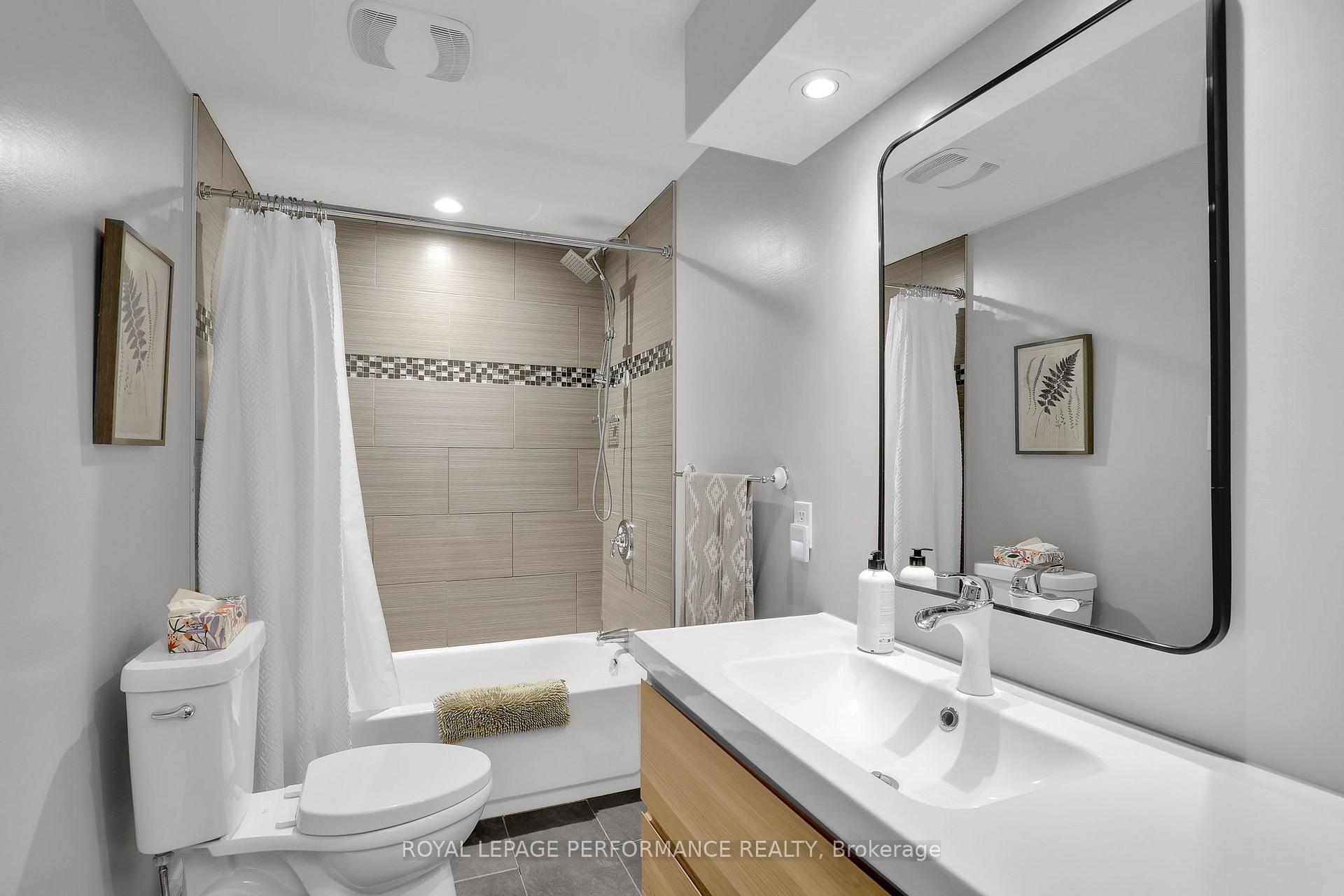 Photo 18 of Unit 165, 165 Laval Street, Ottawa, Vanier — HOMEH