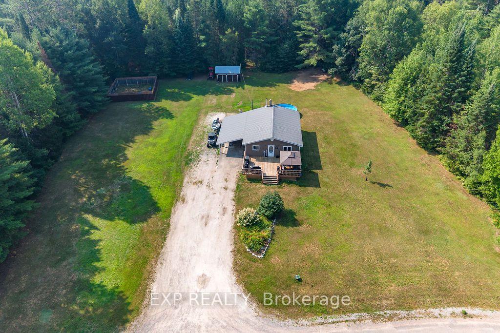 Photo 2 of 557 Pine Street, Greater Madawaska, Greater Madawaska — HOMEH