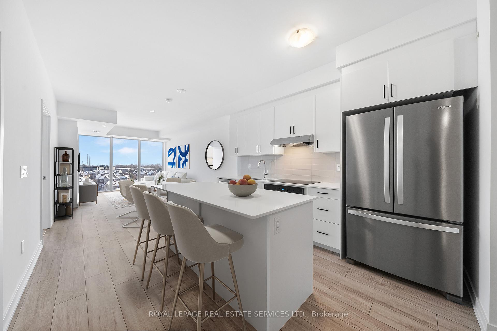 Photo 1 of Unit 705, 1035 Southdown Road, Mississauga, Clarkson — HOMEH