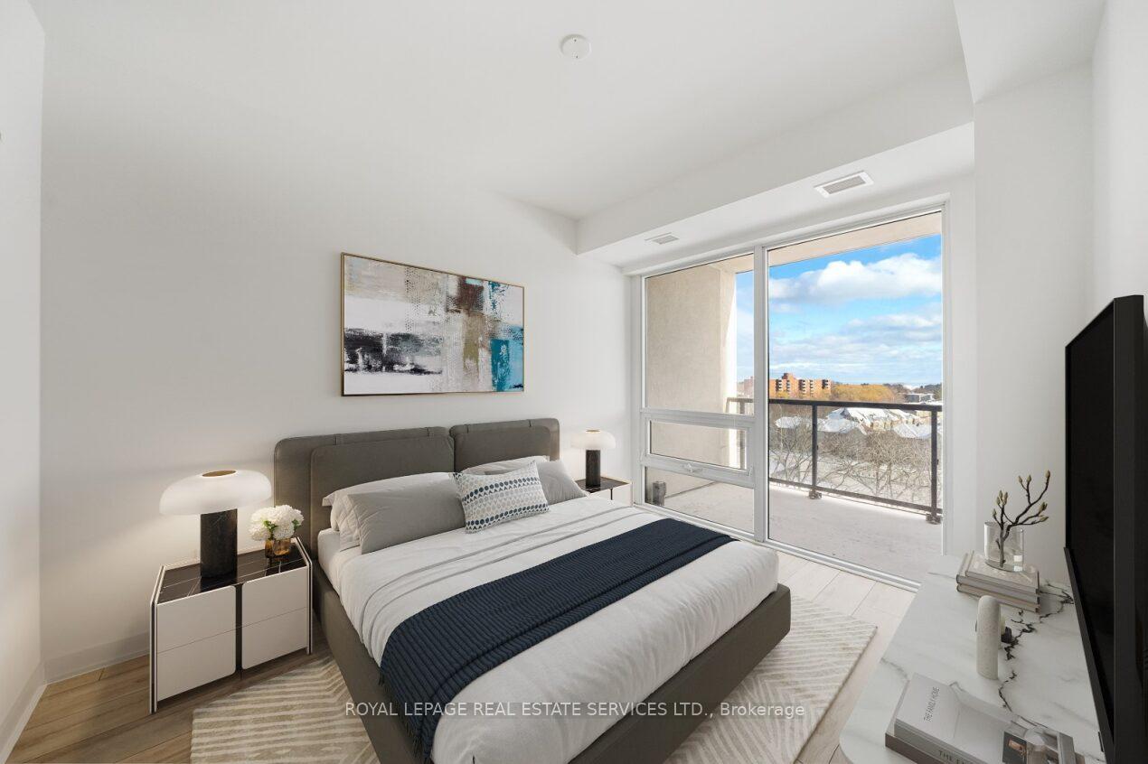 Photo 11 of Unit 705, 1035 Southdown Road, Mississauga, Clarkson — HOMEH