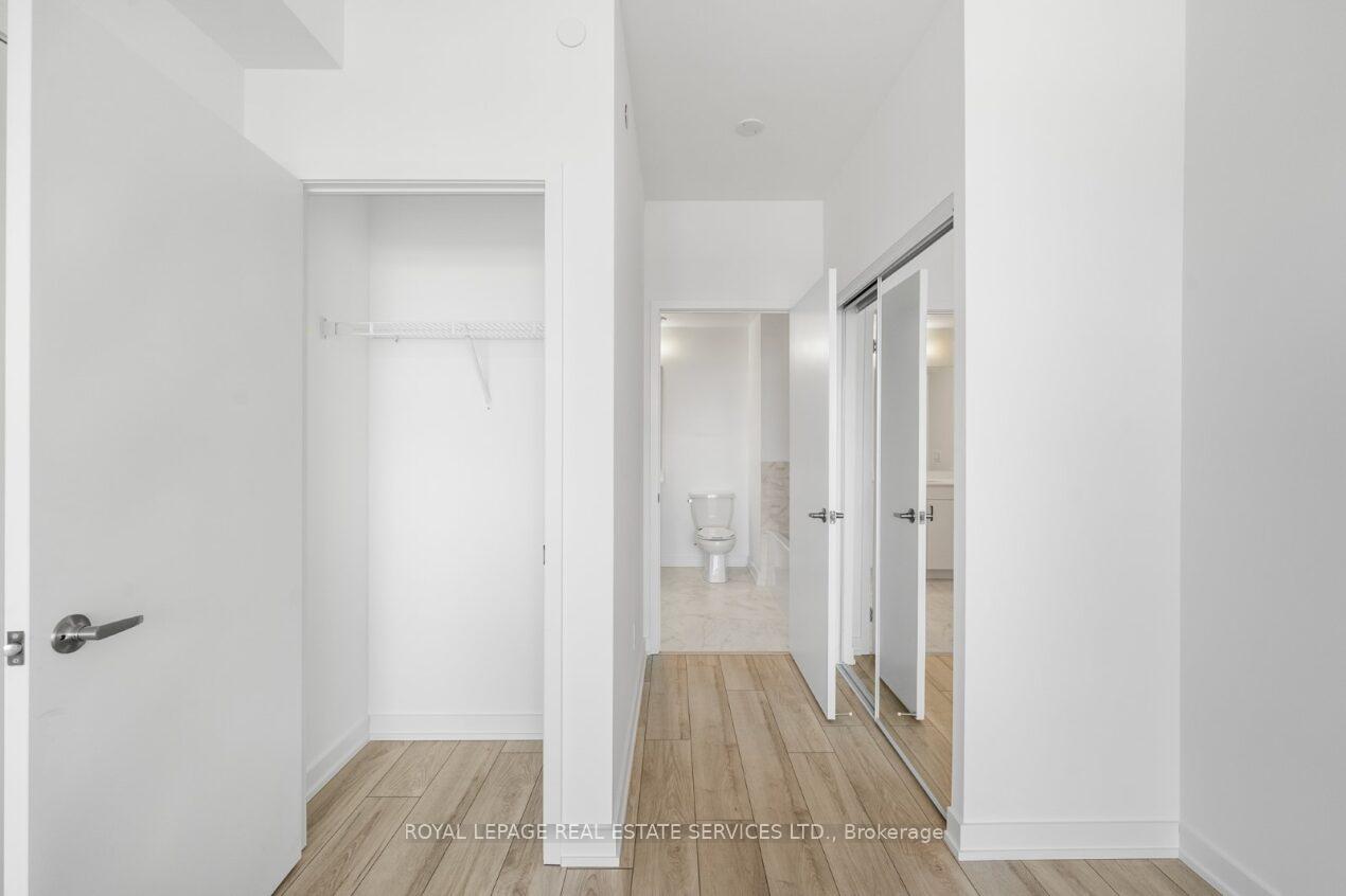 Photo 14 of Unit 705, 1035 Southdown Road, Mississauga, Clarkson — HOMEH