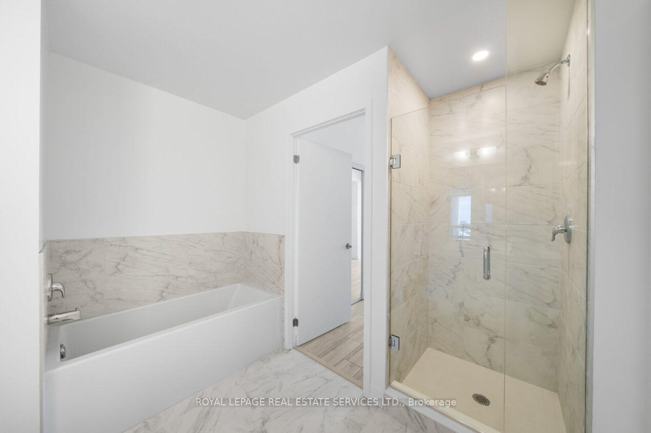 Photo 16 of Unit 705, 1035 Southdown Road, Mississauga, Clarkson — HOMEH