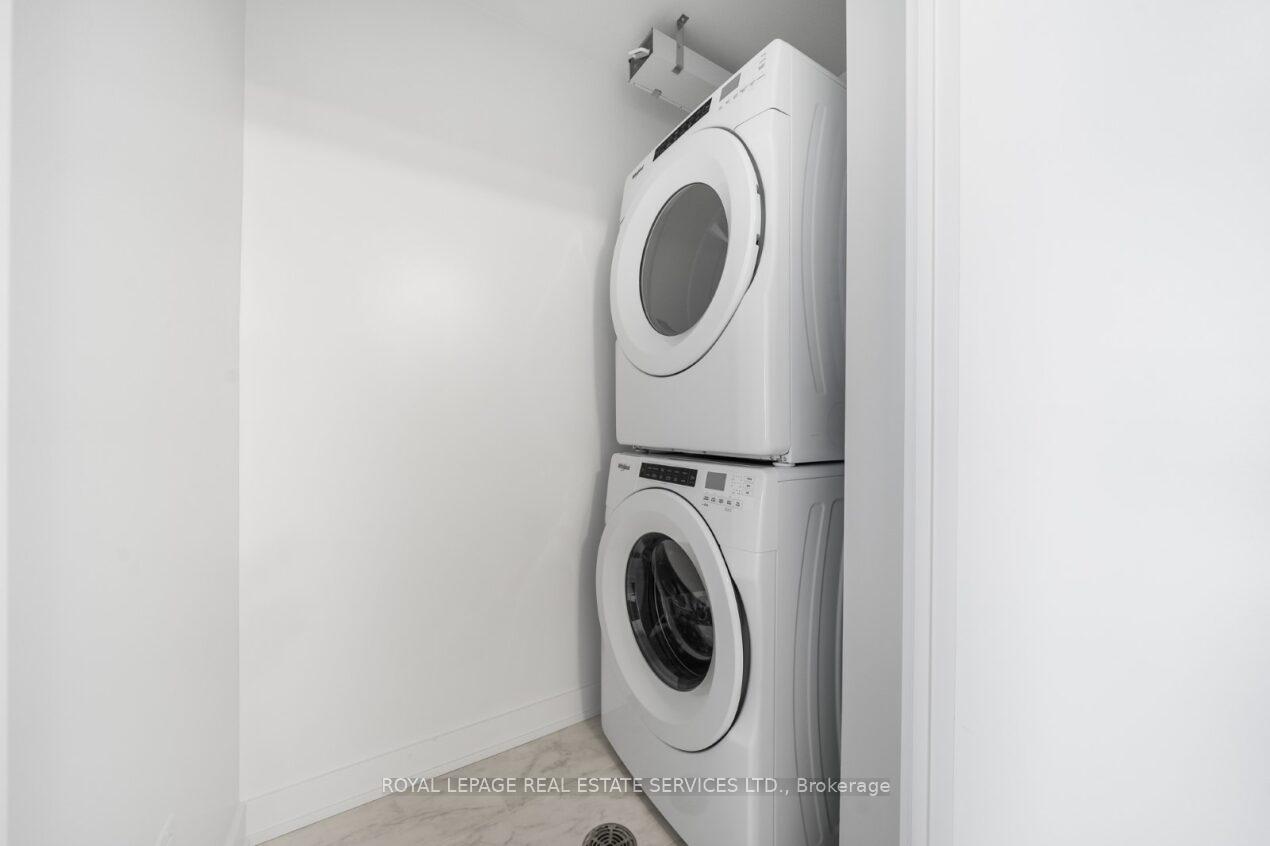 Photo 20 of Unit 705, 1035 Southdown Road, Mississauga, Clarkson — HOMEH