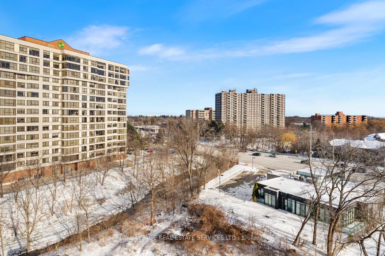 Photo 23 of Unit 705, 1035 Southdown Road, Mississauga, Clarkson — HOMEH