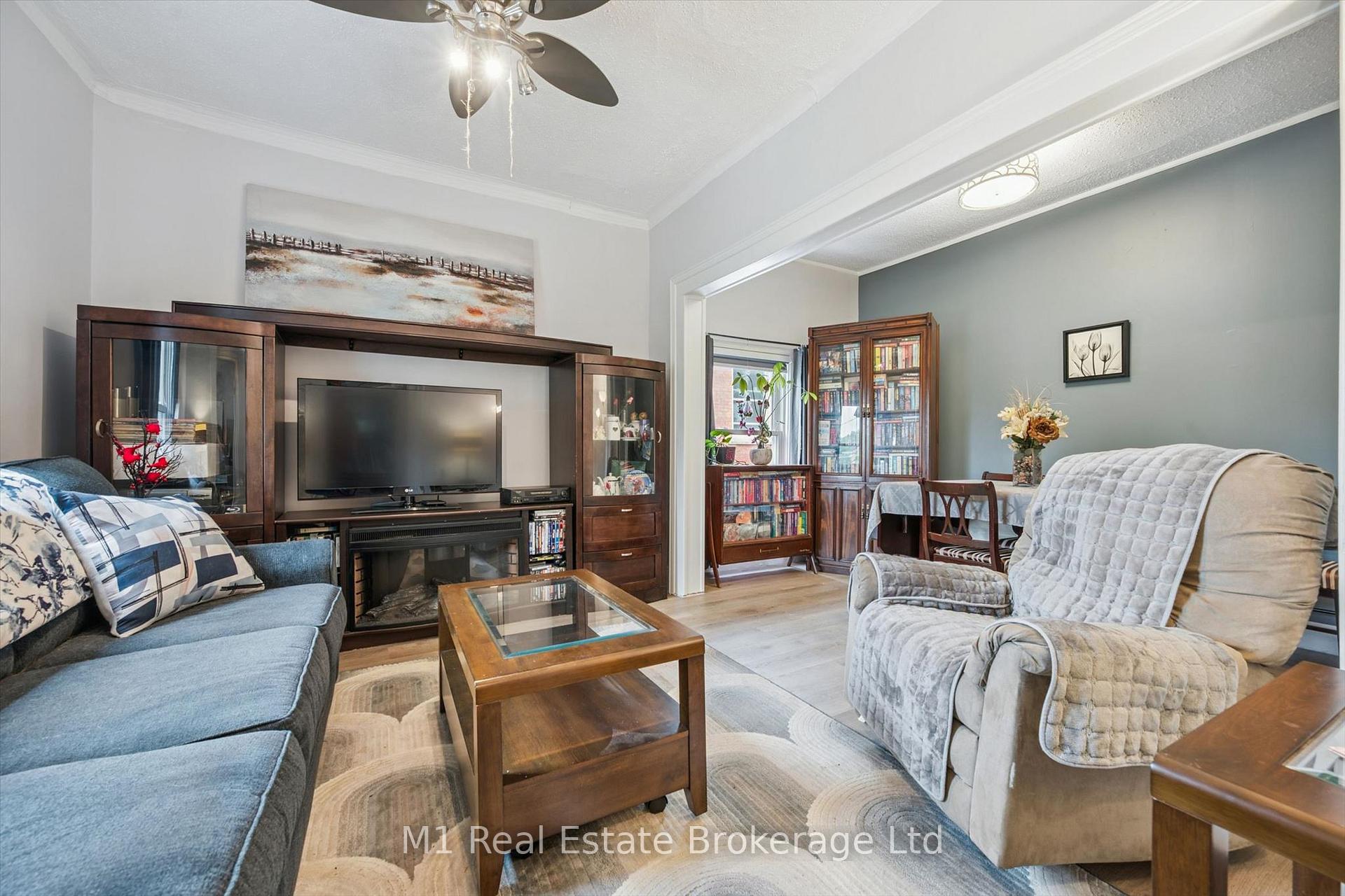 Photo 8 of 31 Bagot Street, Guelph, Junction/Onward Willow — HOMEH