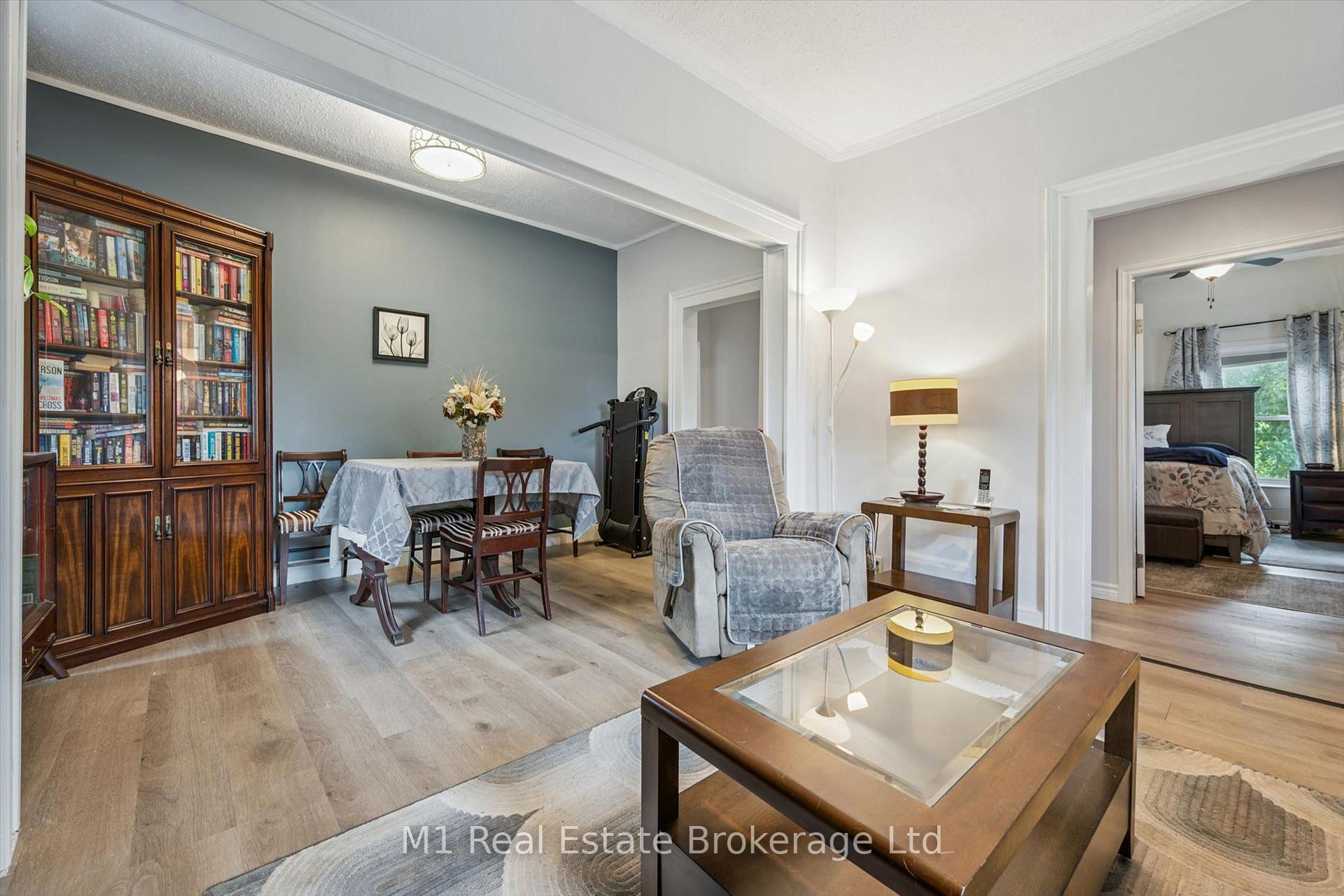 Photo 9 of 31 Bagot Street, Guelph, Junction/Onward Willow — HOMEH