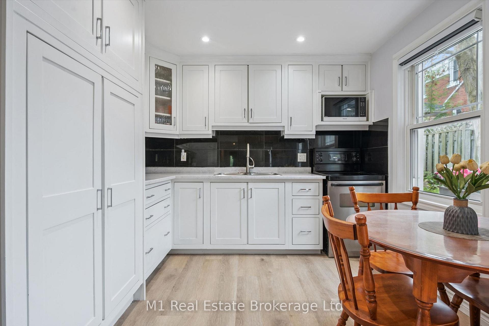 Photo 13 of 31 Bagot Street, Guelph, Junction/Onward Willow — HOMEH
