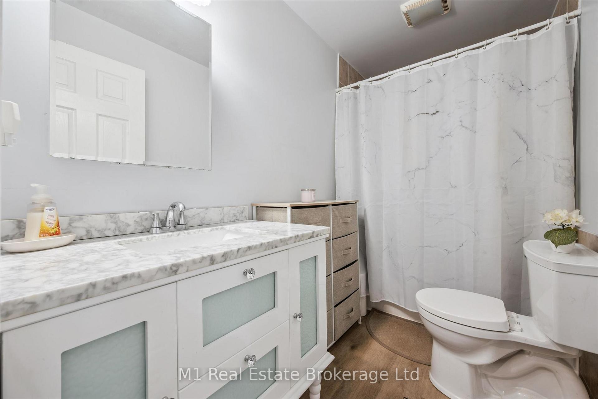 Photo 21 of 31 Bagot Street, Guelph, Junction/Onward Willow — HOMEH