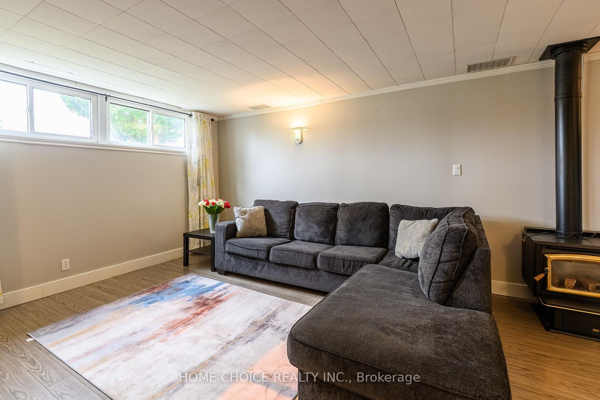 Photo 39 of 588 Melrose Boulevard, Timmins, TNW - Upper Melrose — HOMEH