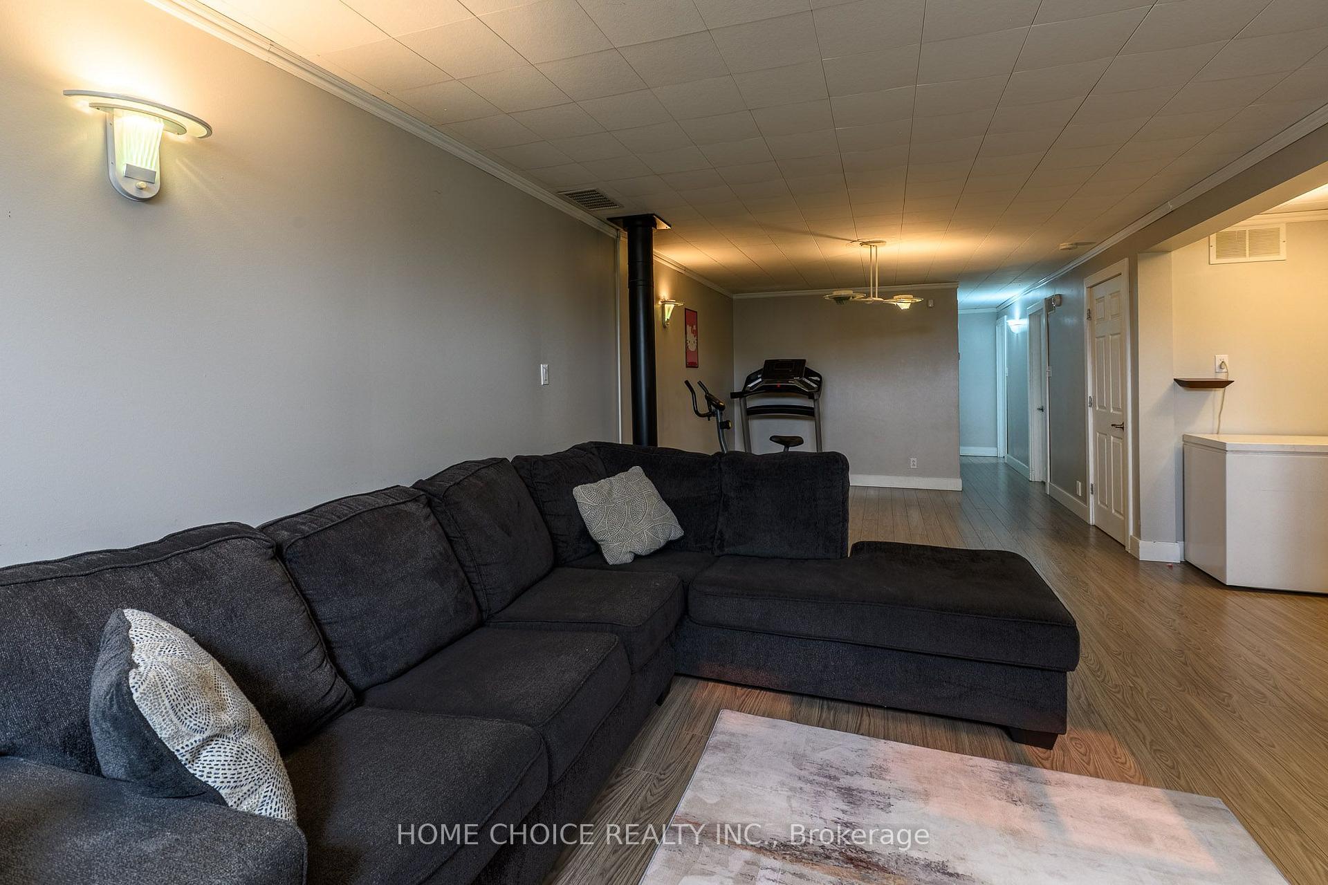 Photo 41 of 588 Melrose Boulevard, Timmins, TNW - Upper Melrose — HOMEH