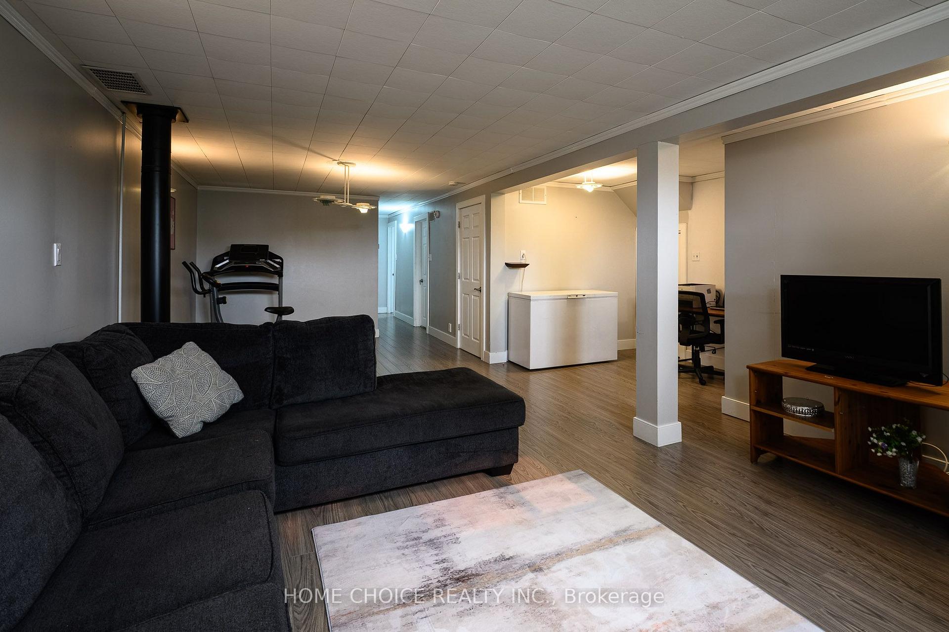 Photo 42 of 588 Melrose Boulevard, Timmins, TNW - Upper Melrose — HOMEH