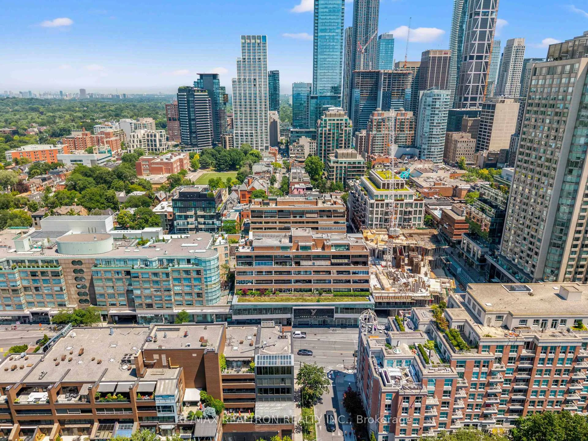 Photo 5 of Unit 412, 55A Avenue Road, Toronto, The Annex — HOMEH