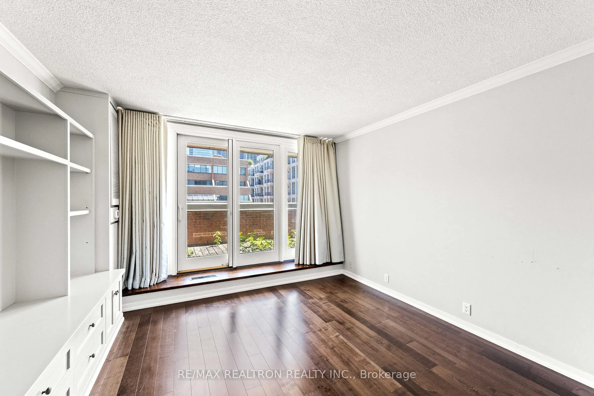 Photo 94 of Unit 412, 55A Avenue Road, Toronto, The Annex — HOMEH