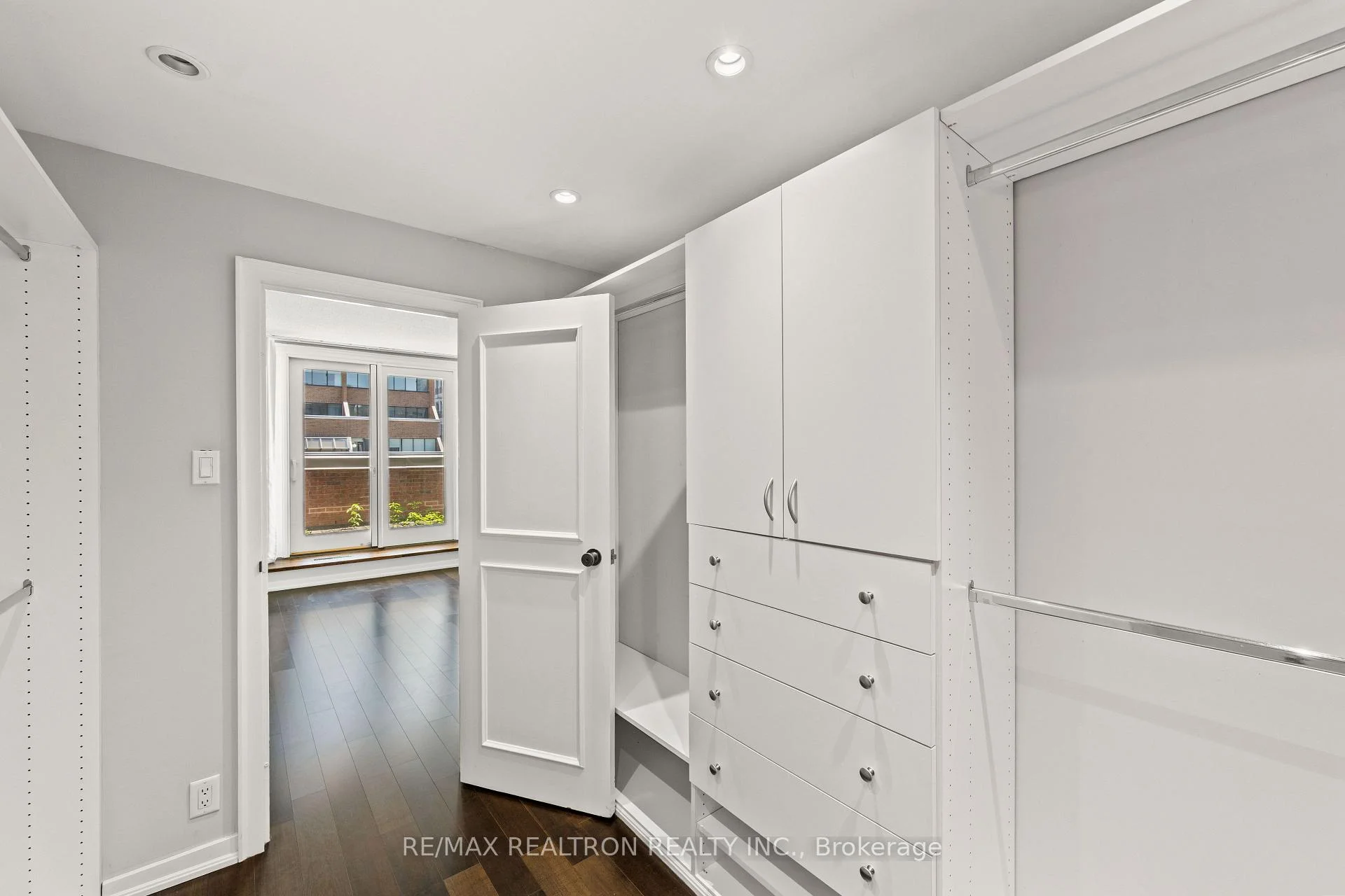 Photo 98 of Unit 412, 55A Avenue Road, Toronto, The Annex — HOMEH