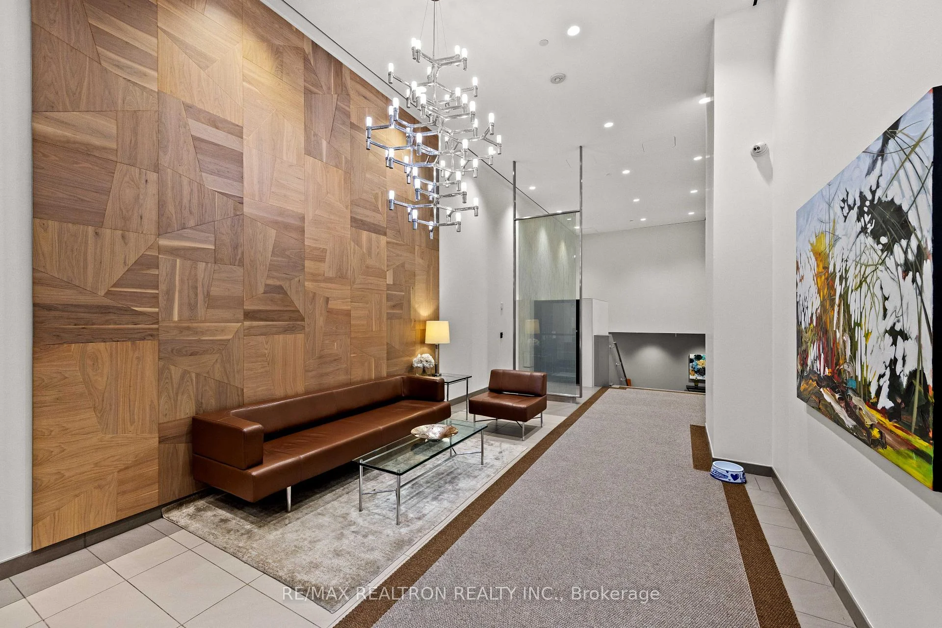 Photo 4 of Unit 412, 55A Avenue Road, Toronto, The Annex — HOMEH