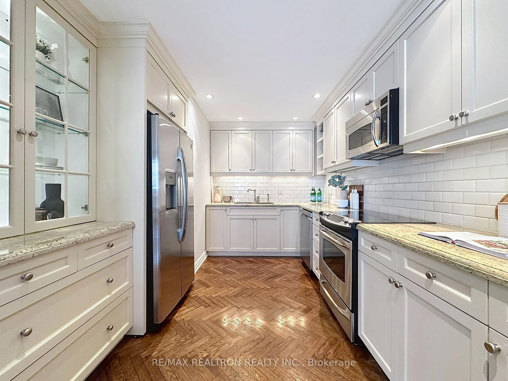 Photo 44 of Unit 412, 55A Avenue Road, Toronto, The Annex — HOMEH