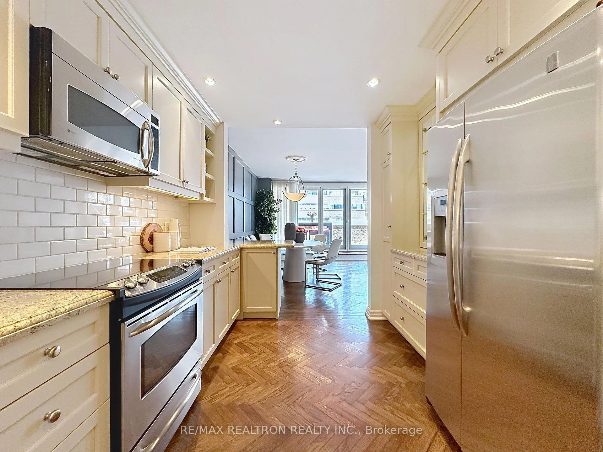 Photo 54 of Unit 412, 55A Avenue Road, Toronto, The Annex — HOMEH