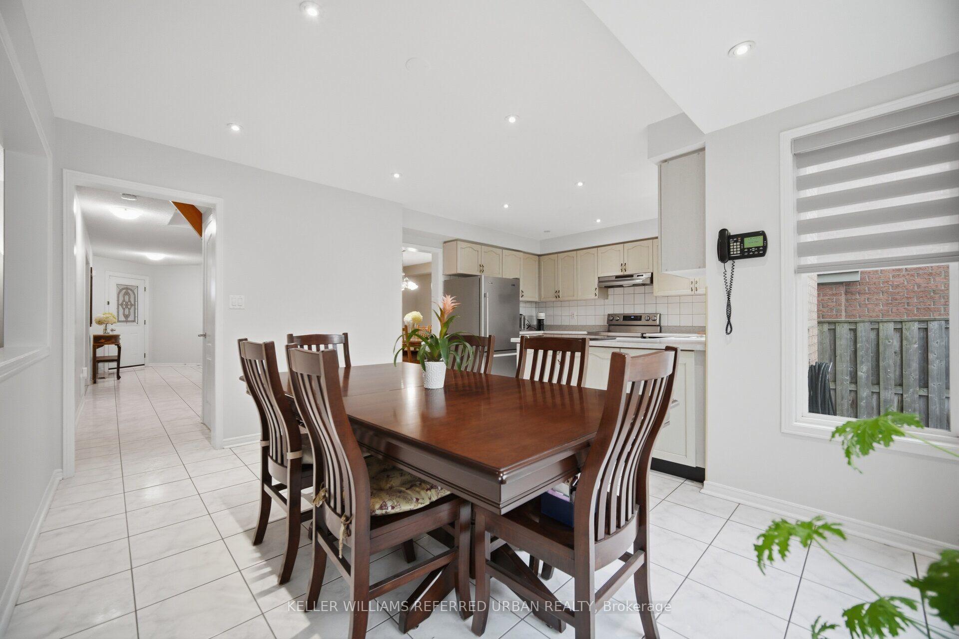 Photo 13 of 19 Softneedle Avenue, Brampton, Sandringham-Wellington — HOMEH