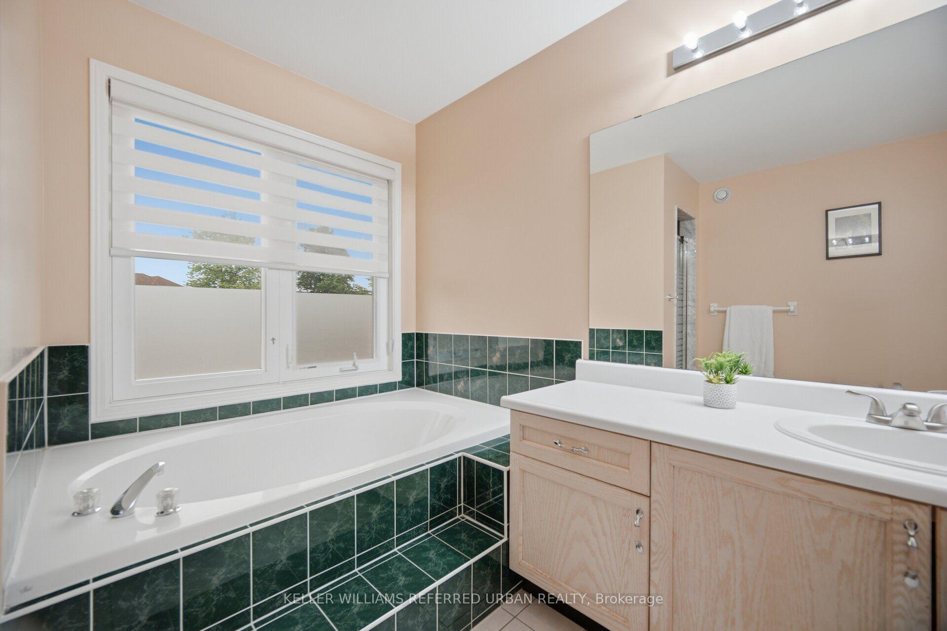 Photo 22 of 19 Softneedle Avenue, Brampton, Sandringham-Wellington — HOMEH