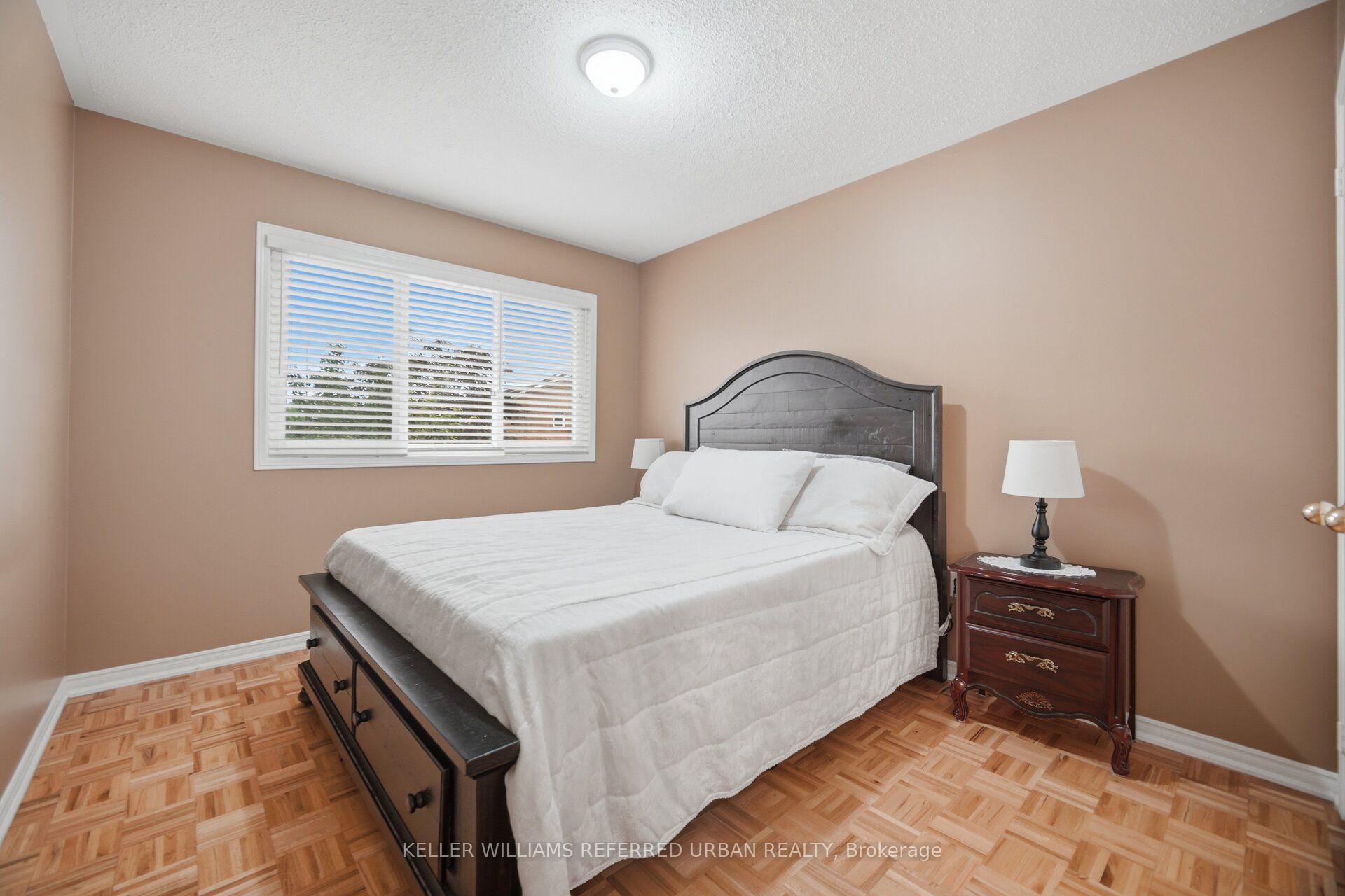 Photo 24 of 19 Softneedle Avenue, Brampton, Sandringham-Wellington — HOMEH