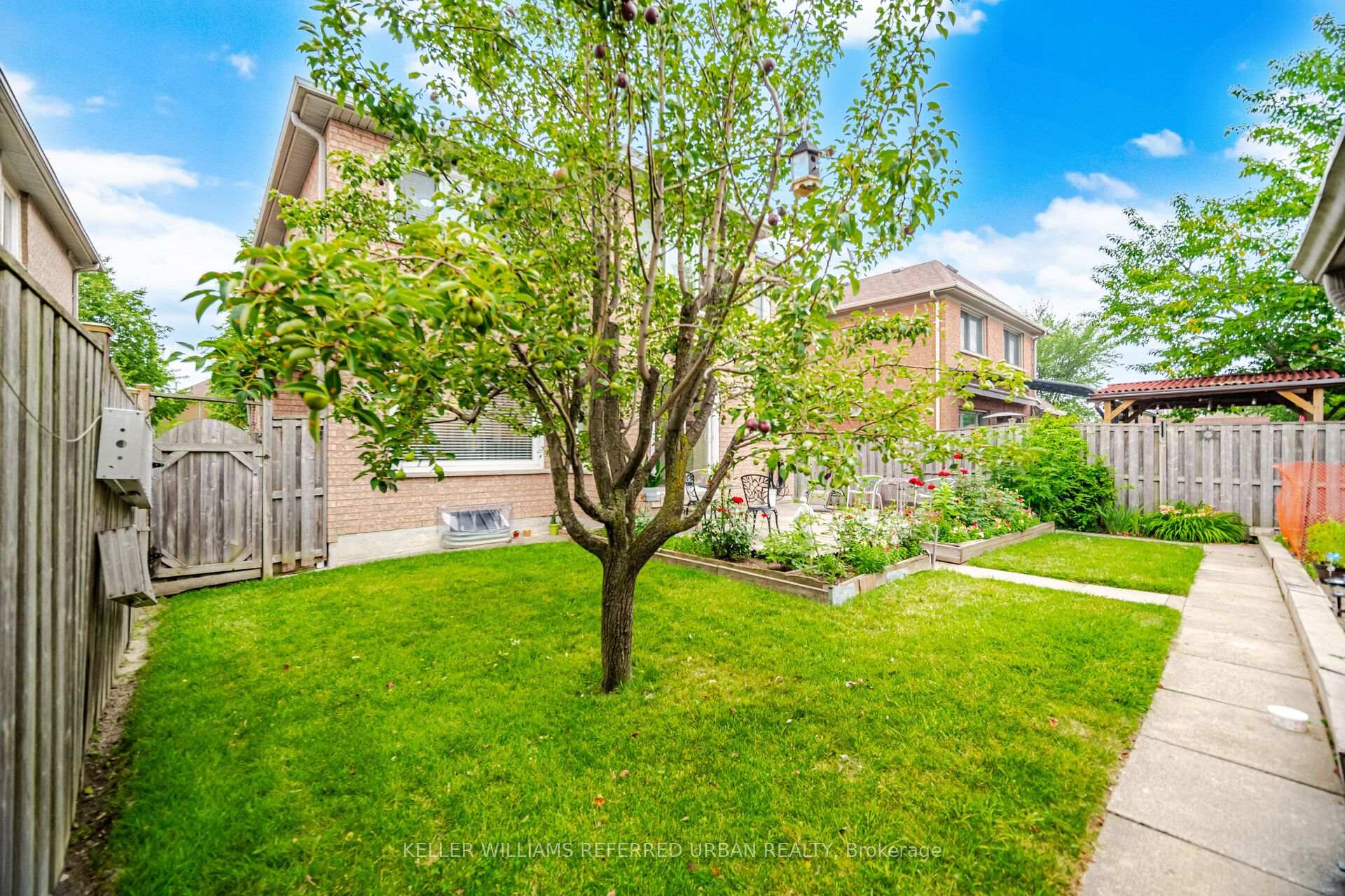 Photo 35 of 19 Softneedle Avenue, Brampton, Sandringham-Wellington — HOMEH