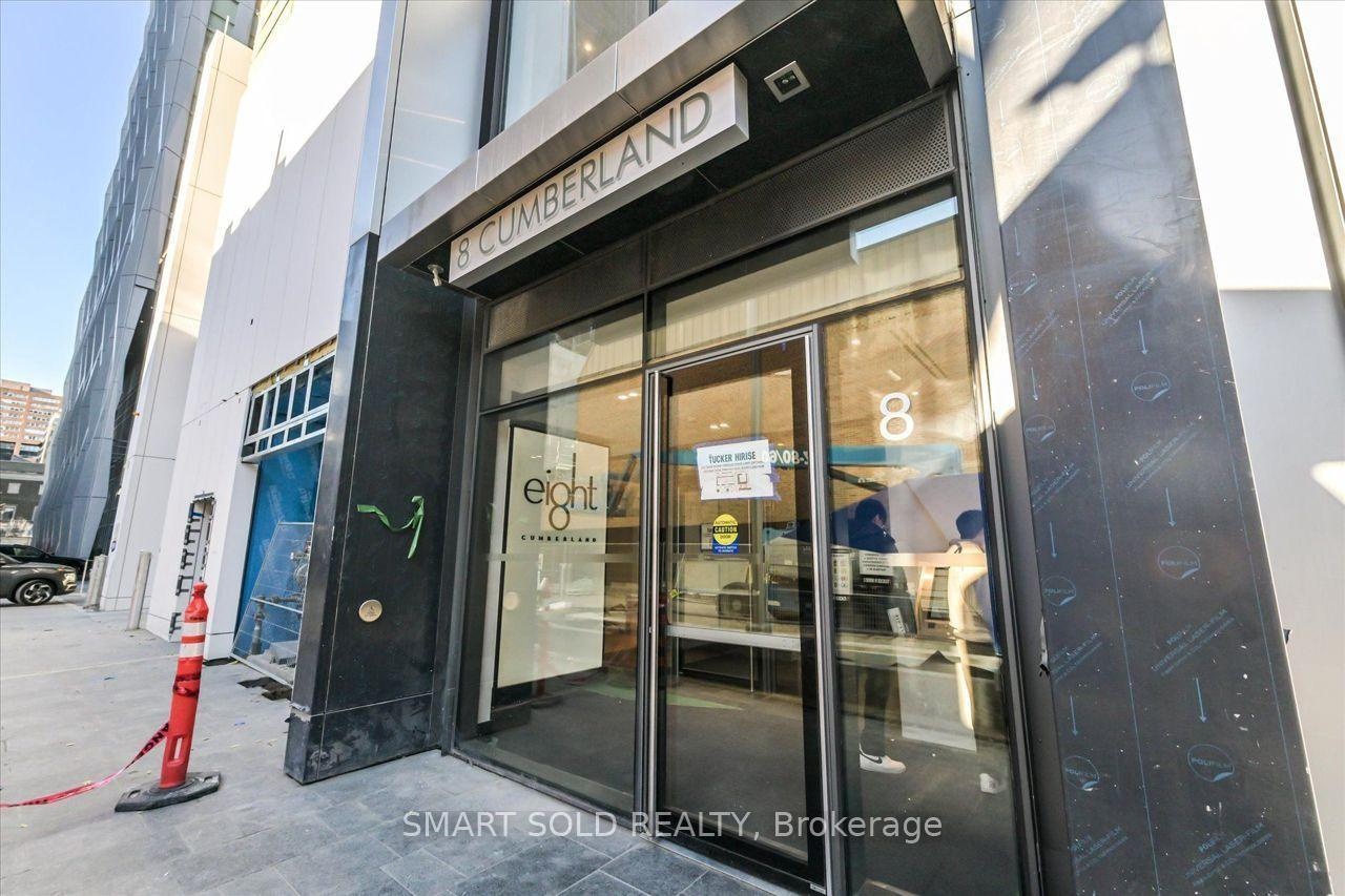 Photo 3 of Unit 807, 8 Cumberland Street, Toronto, The Annex — HOMEH