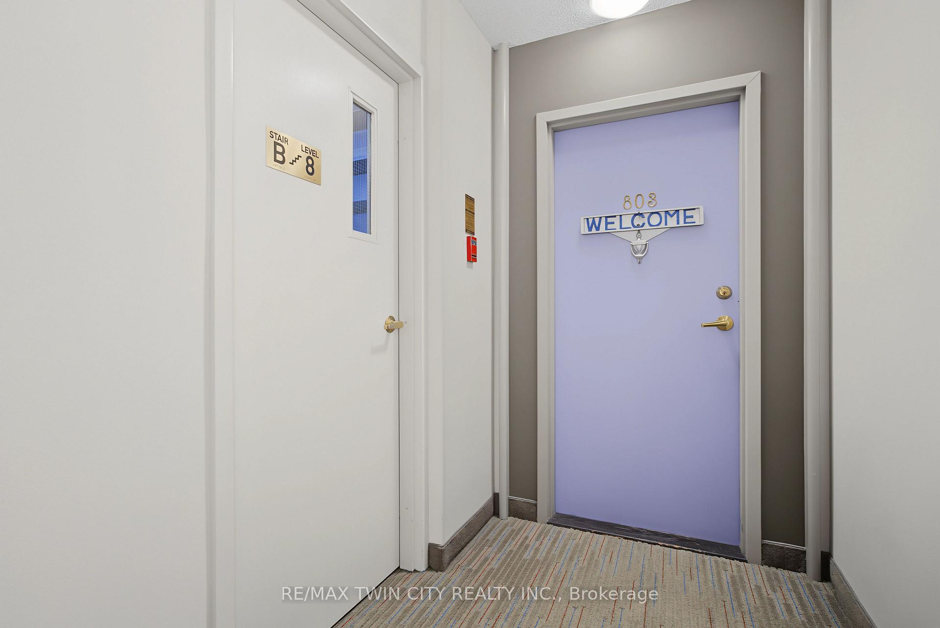 Photo 3 of 1414 King Street E, Kitchener, King East — HOMEH